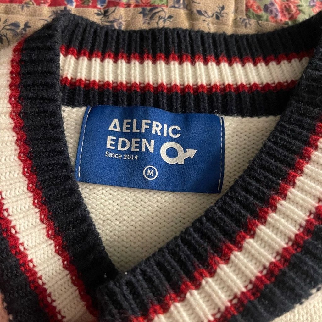 Other Aelfric Eden Cream Sweater with Bear Design size M Size US M / EU 48-50 / 2 - 6 Thumbnail