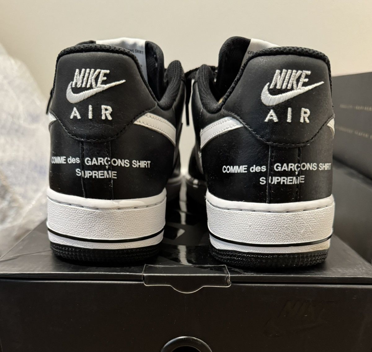 Supreme x Comme des Garçons Nike Air Force (2018) VNDS
