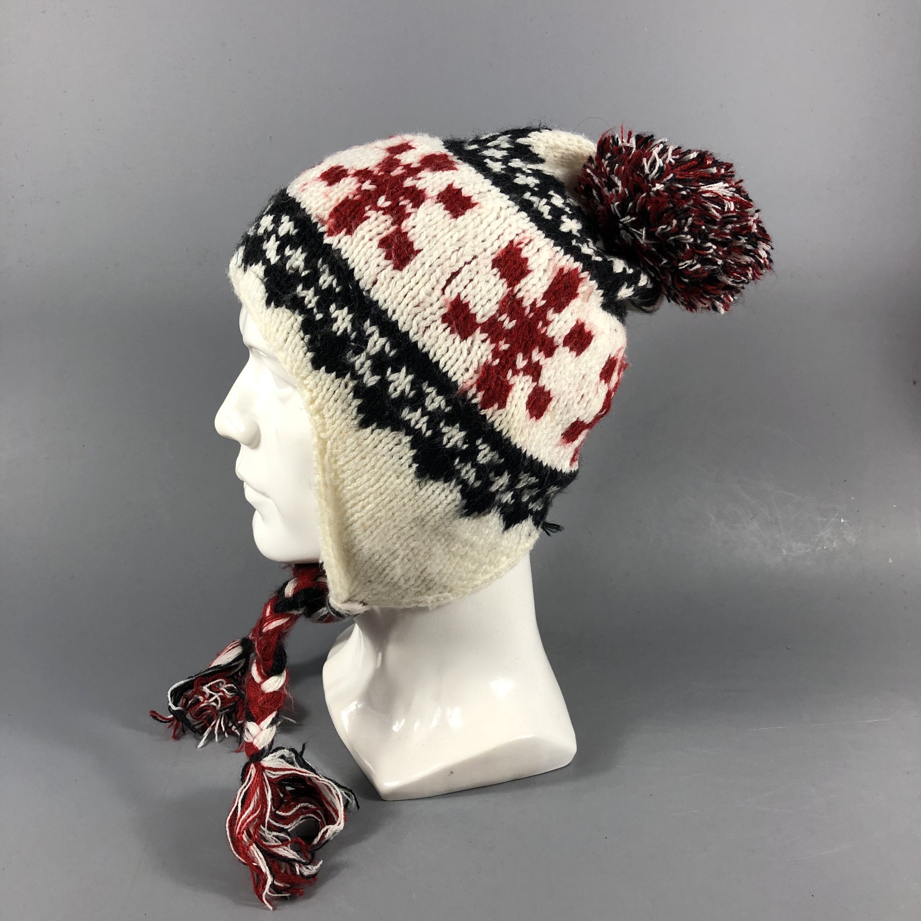 Vintage Ollinkari Earflap Bobble Beanie Snowcap Snow Hat B934 Size ONE SIZE - 1 Thumbnail
