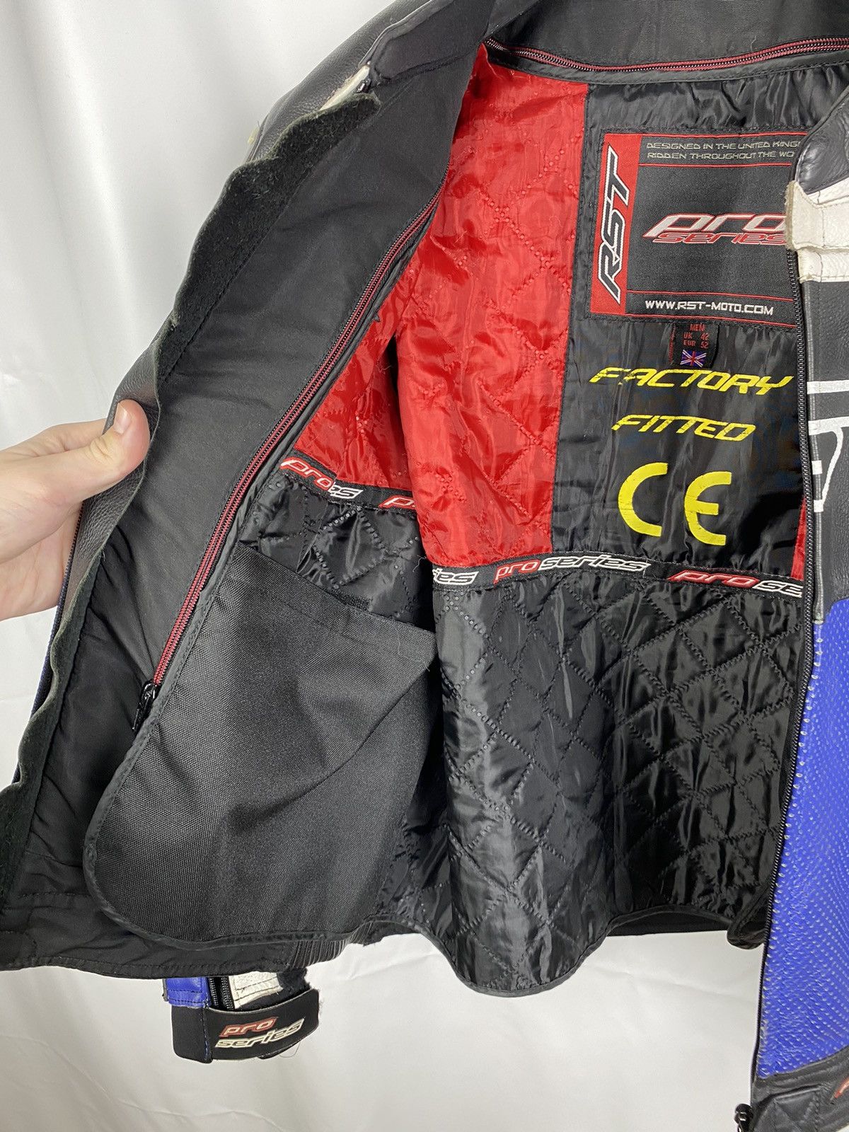 Other RST Pro Series Genuine Leather Jacket Motorcycle Biker 52 Size US L / EU 52-54 / 3 - 14 Thumbnail