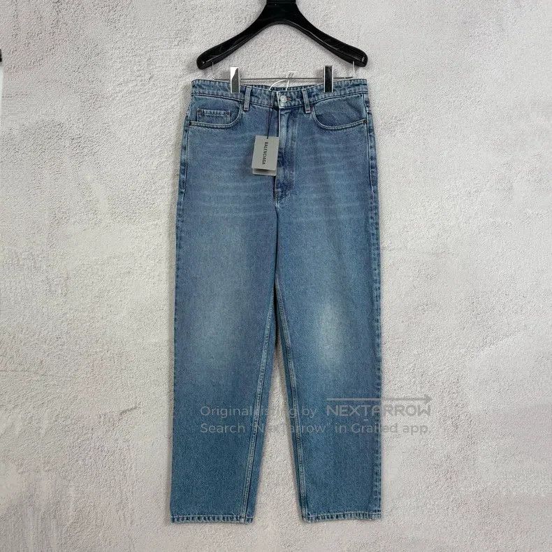Balenciaga Balenciaga Straight Leg Washed Denim Pants Light Blue Size US 31 - 1 Thumbnail