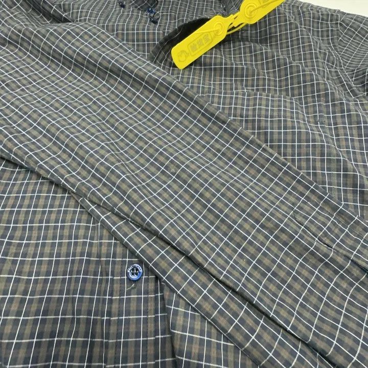 Balenciaga Balenciaga Balenciaga Plaid ButtonUp Shirt for Men -2507 Size US S / EU 44-46 / 1 - 7 Thumbnail