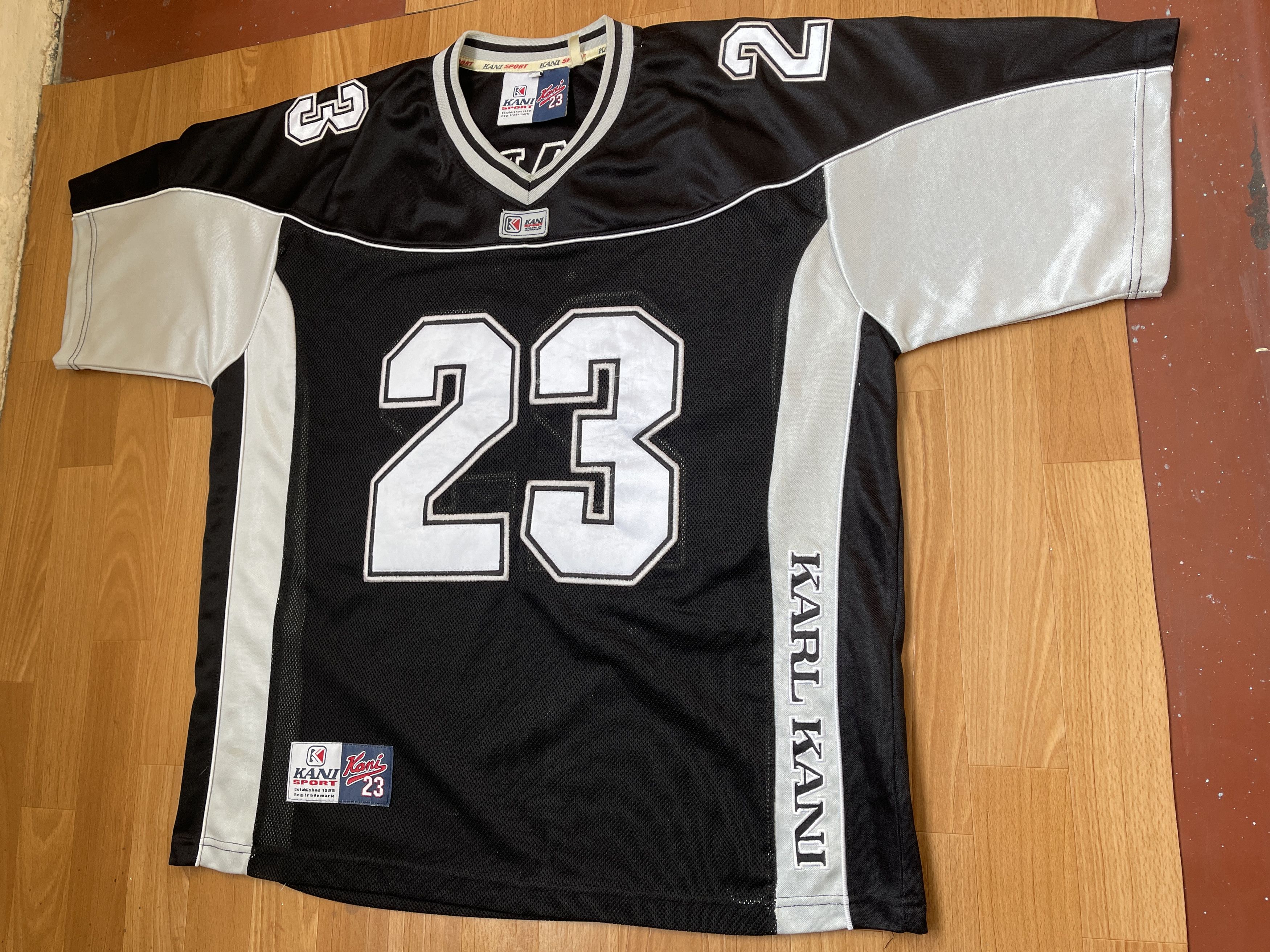 Karl Kani KARL KANI jersey, vintage hip hop t-shirt, 90s hip hop L Size US L / EU 52-54 / 3 - 9 Thumbnail
