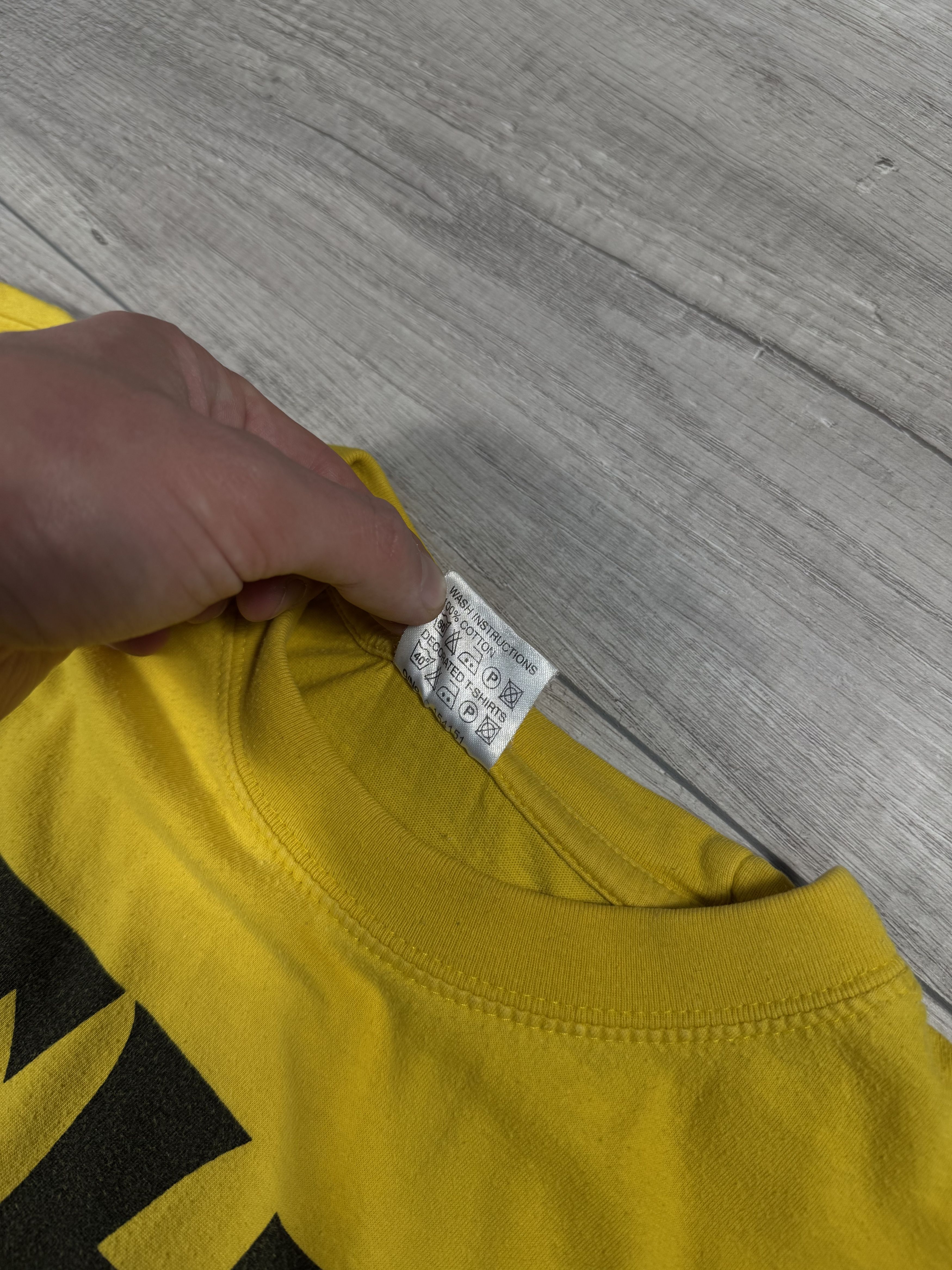 Band Tees THE JAM Vintage Yellow Band Rock Retro T Shirt Size L Size US L / EU 52-54 / 3 - 7 Thumbnail