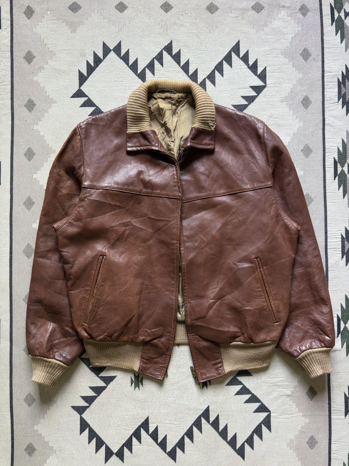 Vintage Vintage 1950s Brown Leather Bomber Jacket Size US L / EU 52-54 / 3 - 1 Thumbnail