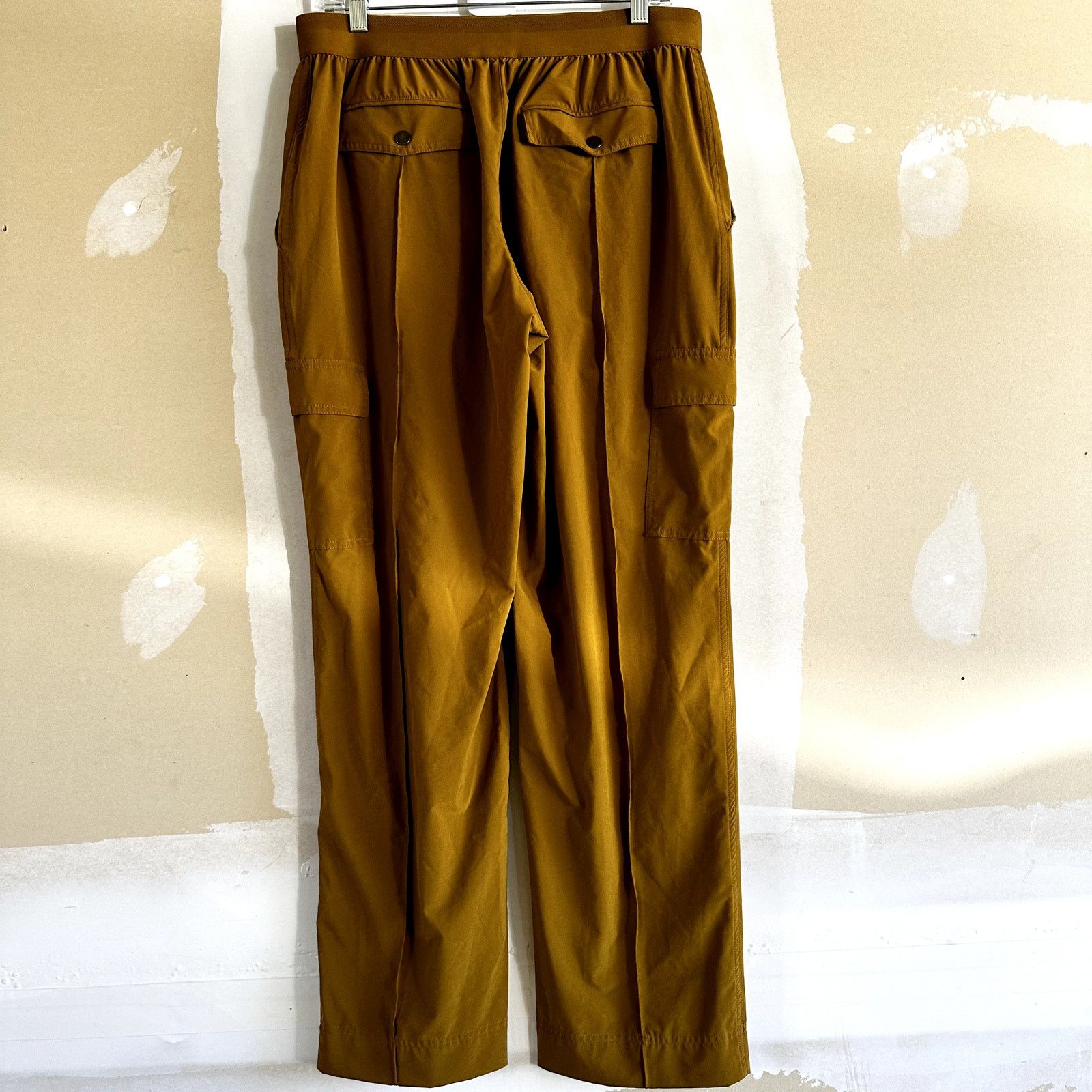 Athleta Athleta Vienna Cargo Pants Wrinkle Resistant Straight Brown Size 36" / US 14 / IT 50 - 7 Thumbnail