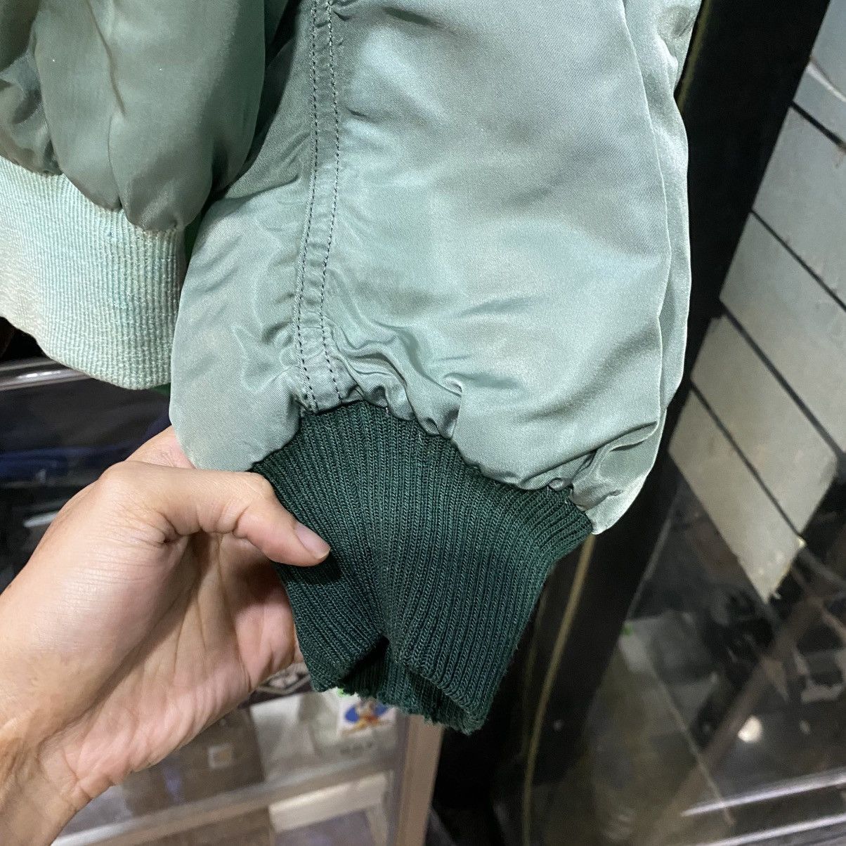 Alpha Industries × If Six Was Nine Vintage Alpha Industries B-15D Fur Hood Flight Bomber Jacket Size US XXL / EU 58 / 5 - 10 Thumbnail