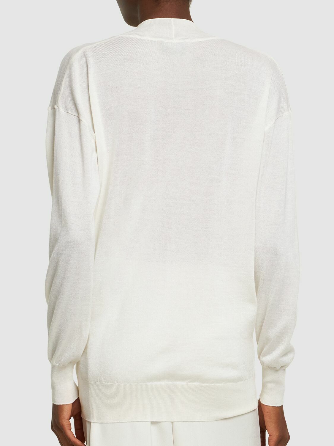 Tom Ford o1y0226 V-neck Sweater in White Size S / US 4 / IT 40 - 6 Thumbnail