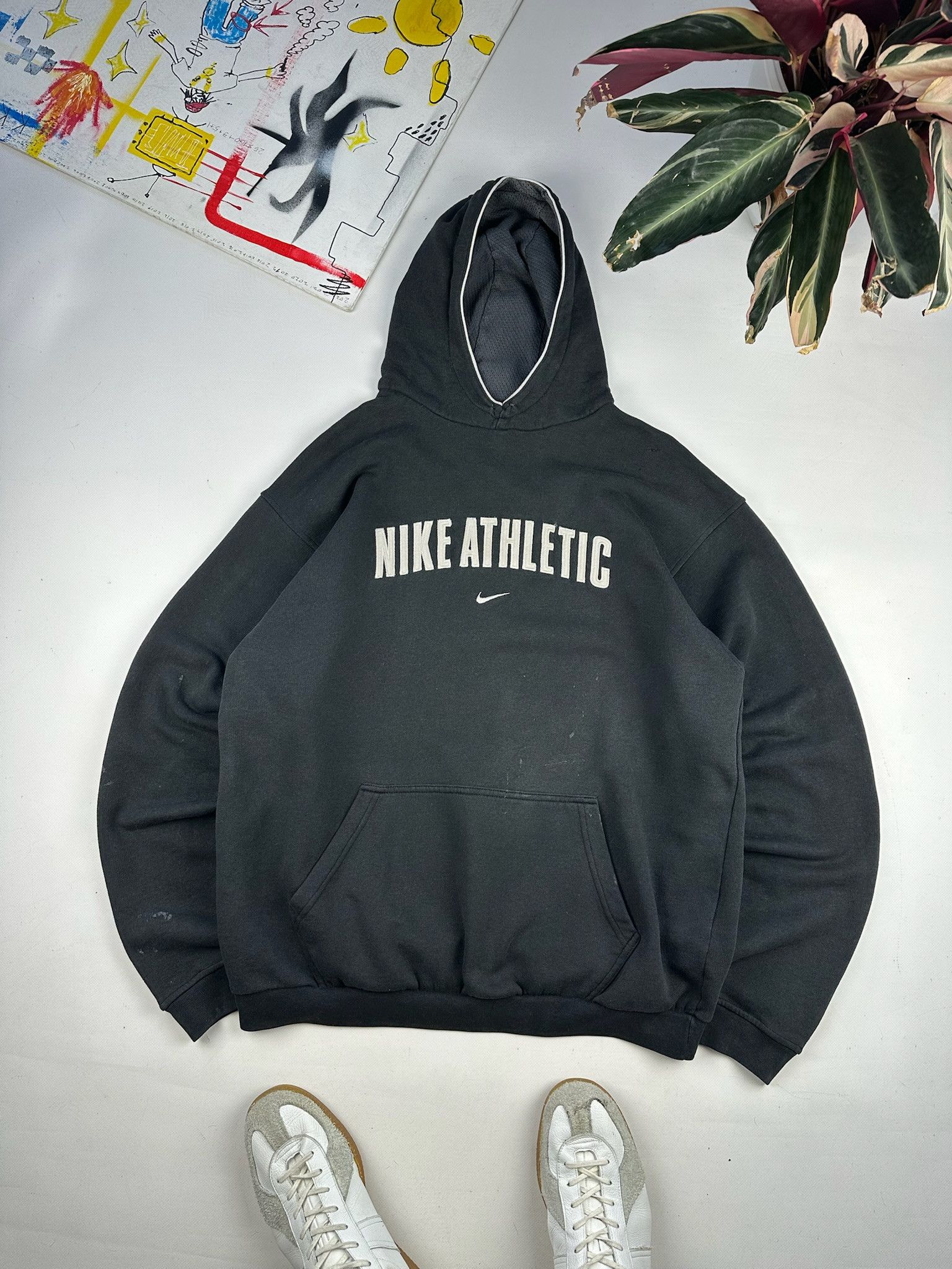 Nike Vintage Nike Athletic Hoodie big logo Centr swoosh size L Size US L / EU 52-54 / 3 - 1 Thumbnail