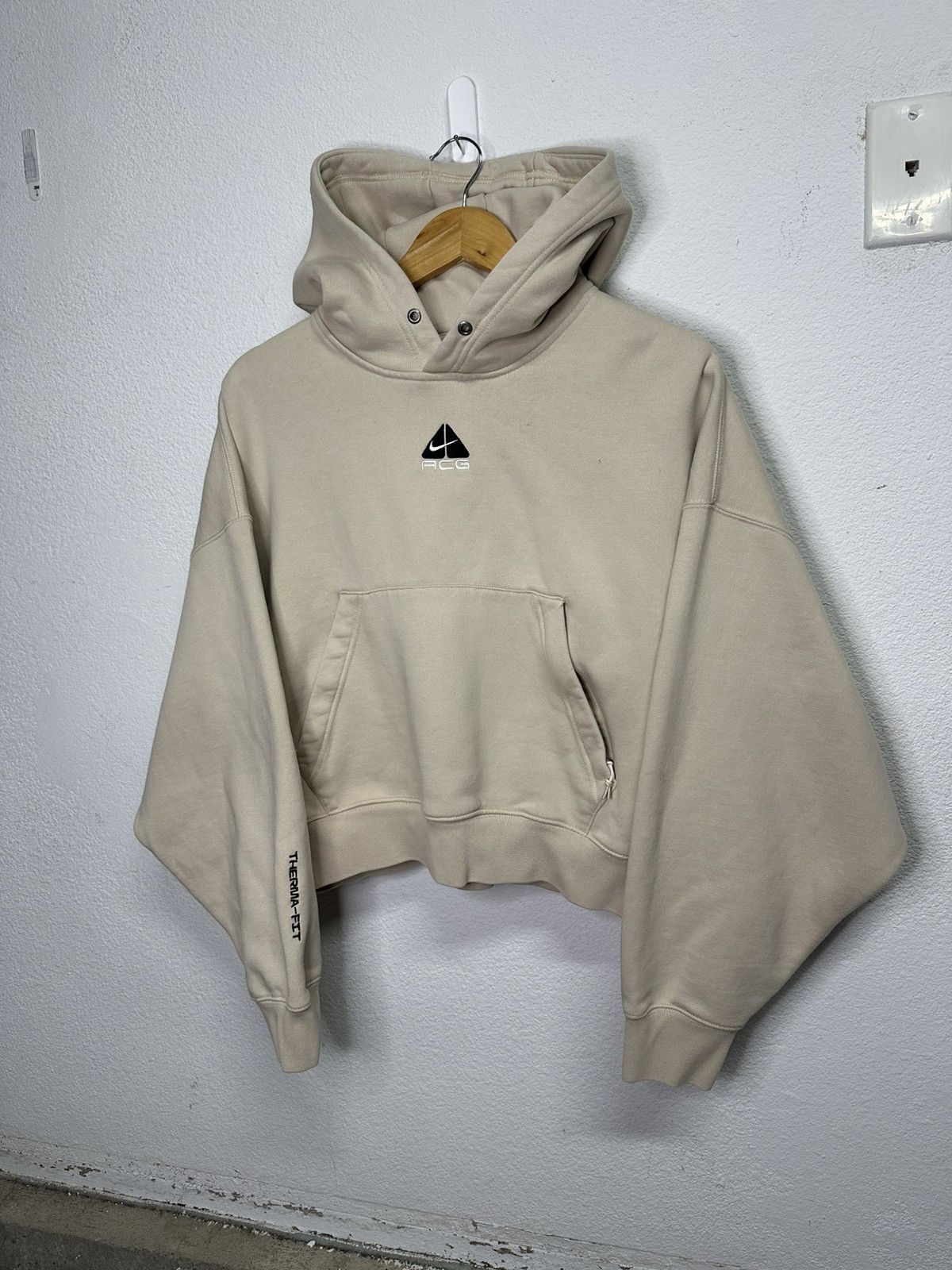 Nike ACG Nike ACG Women’s Beige Cropped Hoodie Size S / US 4 / IT 40 - 1 Thumbnail