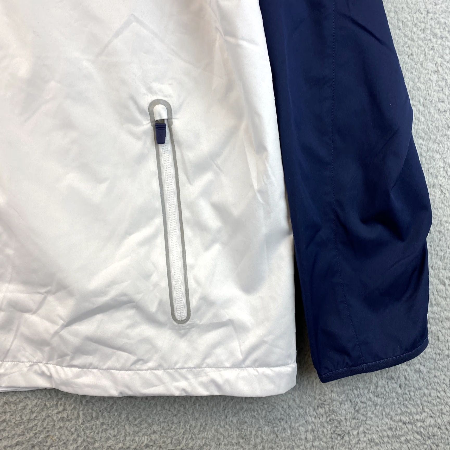Polo Ralph Lauren VINTAGE Polo Ralph Lauren Water Repellent Windbreaker Jacket Men XL White, Big & Tall, Full Zip, Windbreaker, Polo Ralph Lauren, 84-7 Size US XL / EU 56 / 4 - 2 Thumbnail