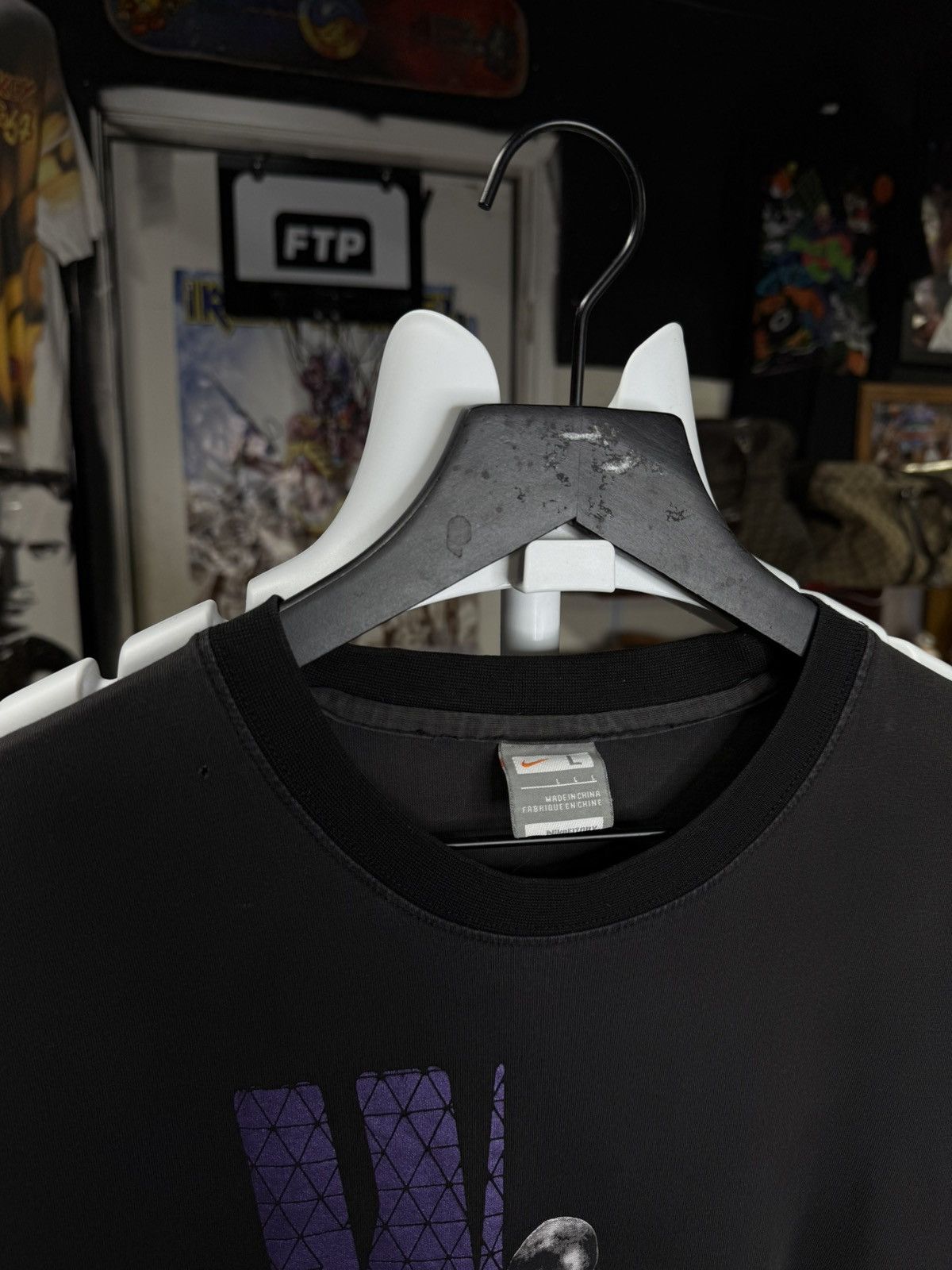 Vintage Vtg Y2K Kobe Nike Black Mamba Tee Shirt Medium Size US M / EU 48-50 / 2 - 2 Thumbnail