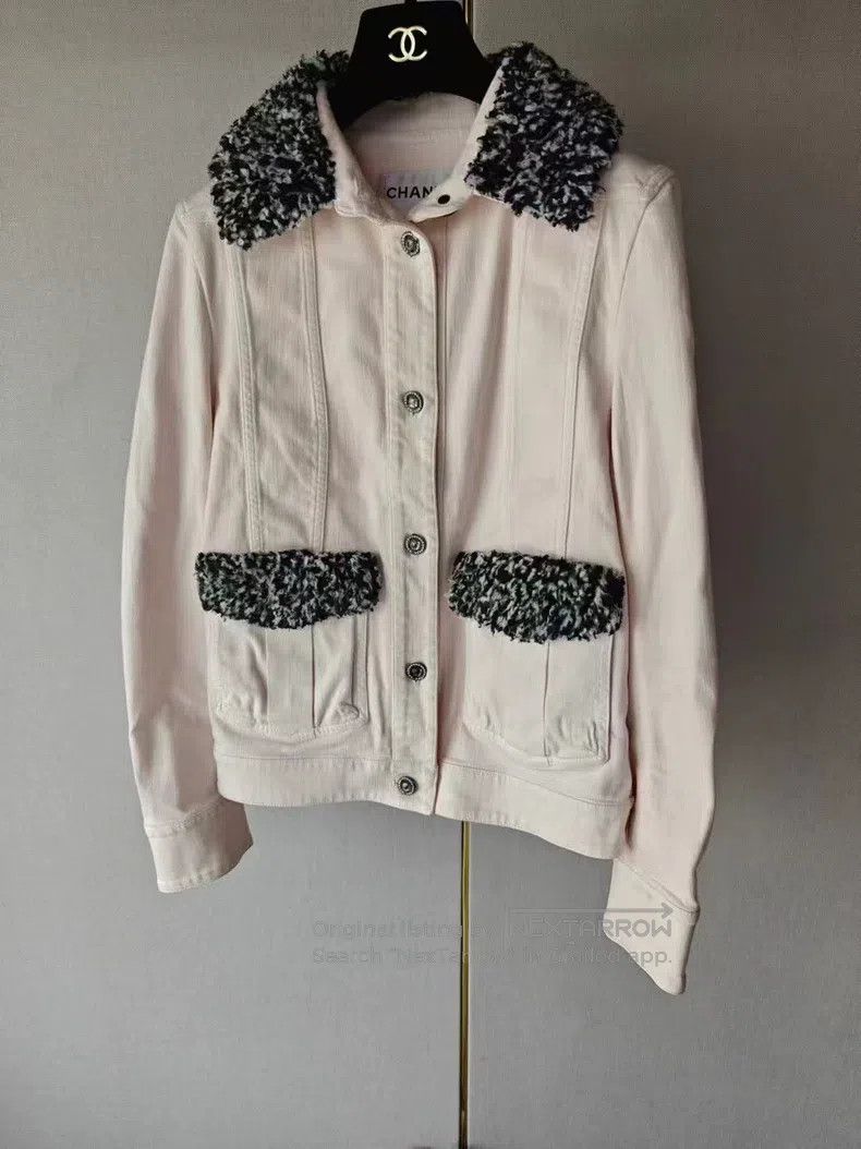 Chanel Chanel Coat Size XXS / US 00 / IT 34 - 1 Thumbnail