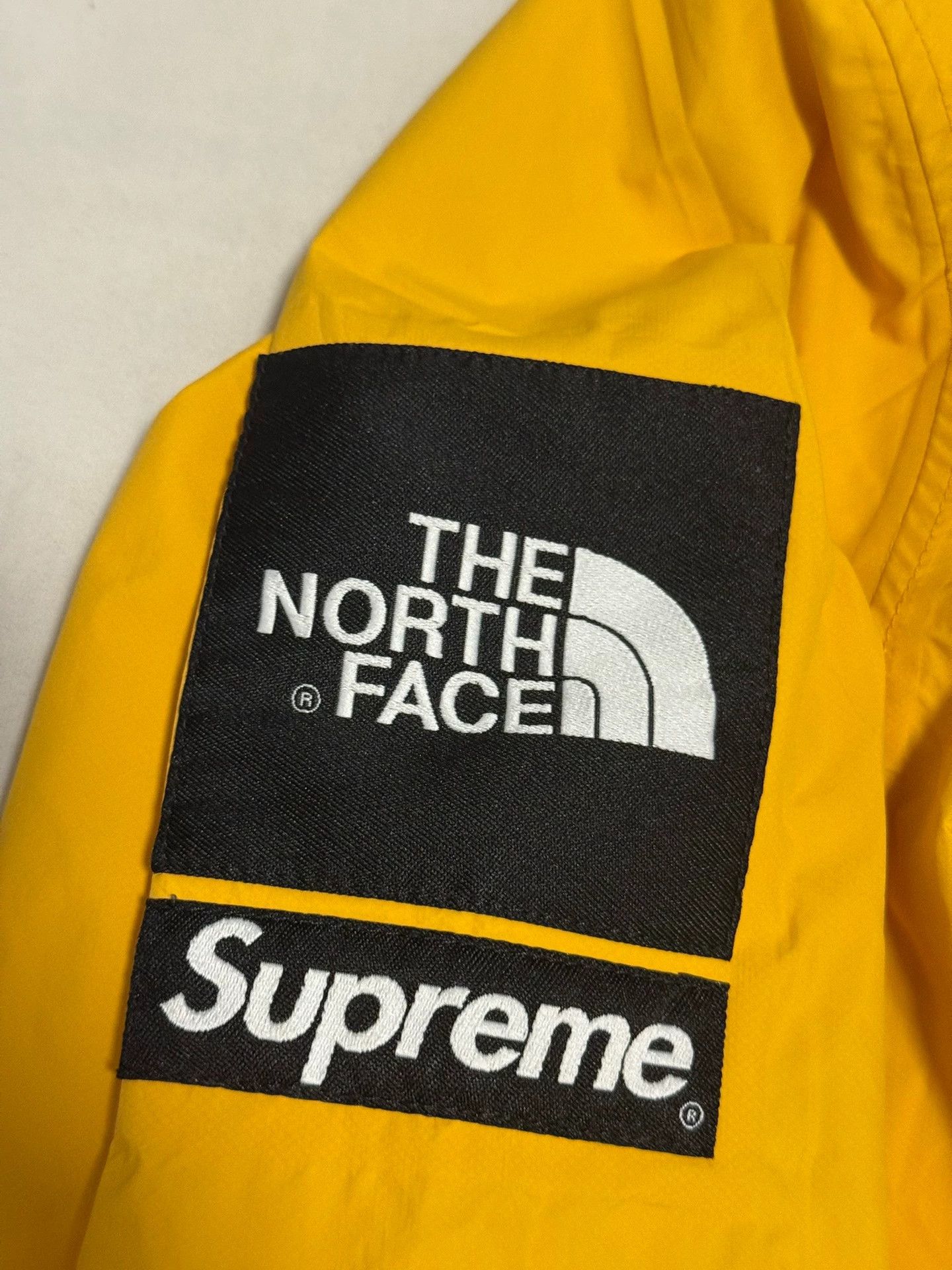 Supreme Supreme 15ss Yellow Coach Jacket M Used Good Authentic Size US M / EU 48-50 / 2 - 2 Thumbnail