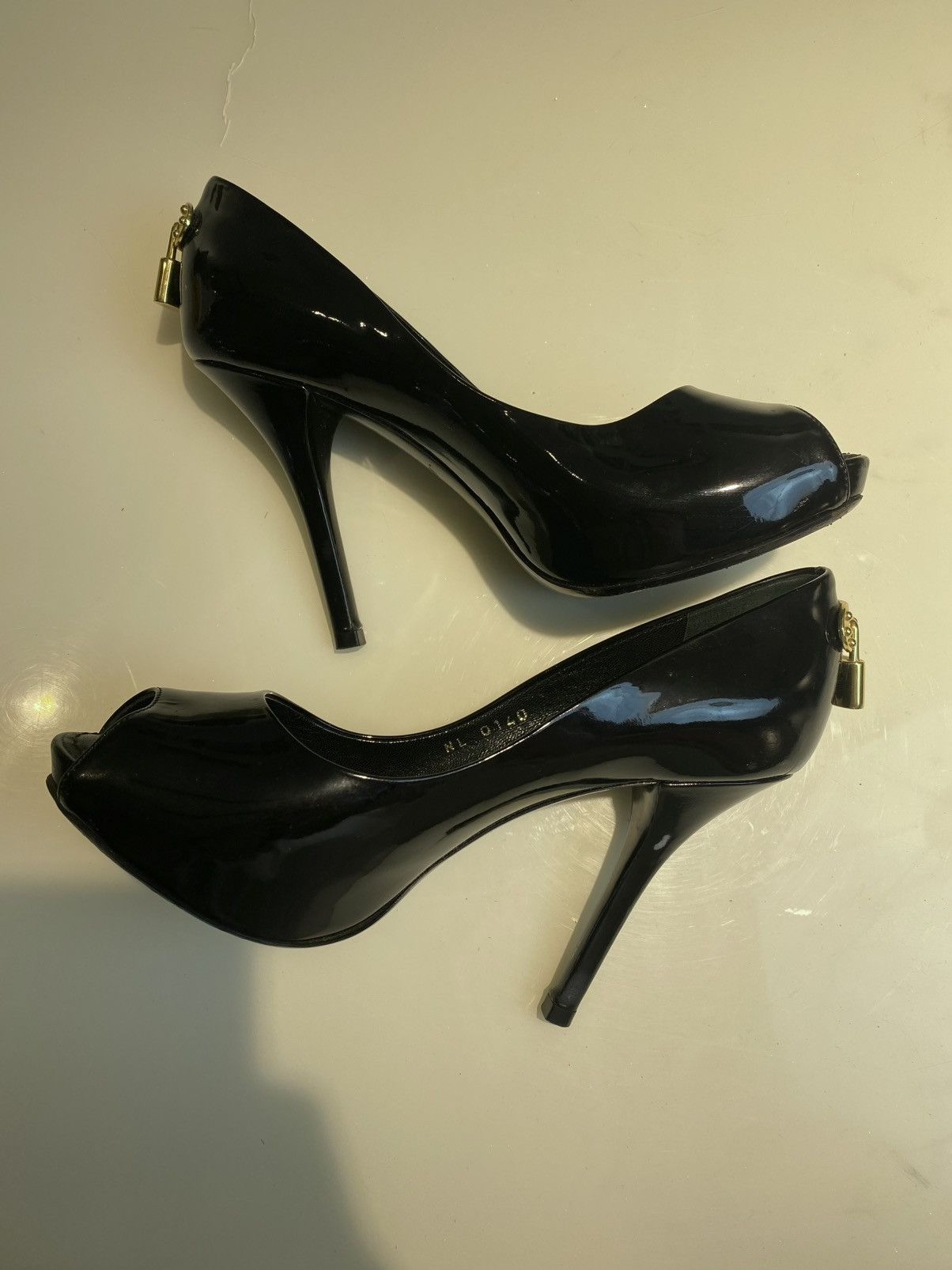 Louis Vuitton LV Oh Really! Peep Toe Heels 35 Size US 5 / IT 35 - 7 Thumbnail