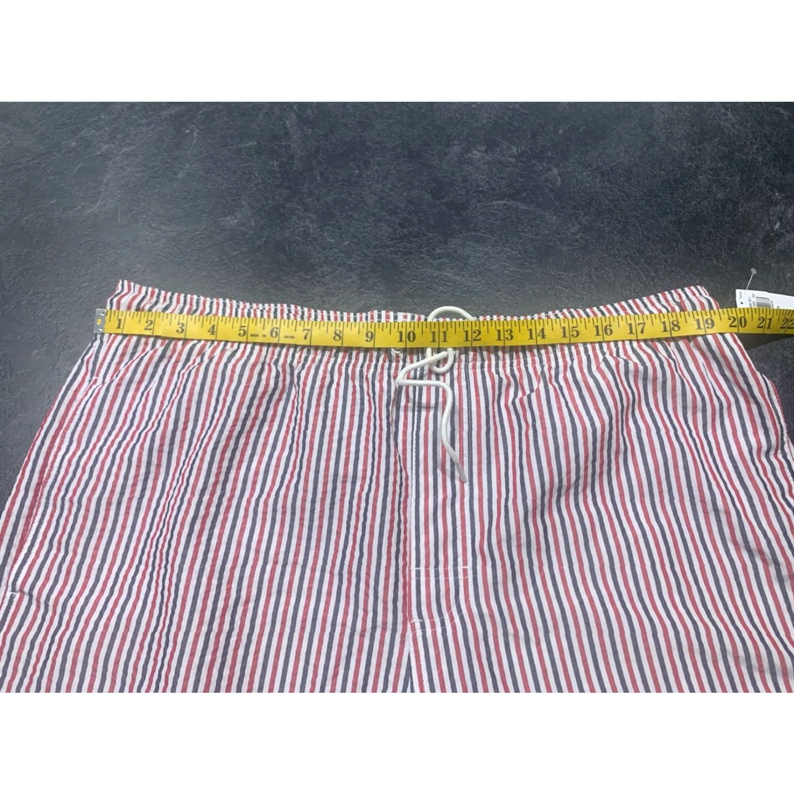 Old Navy OLD NAVY Striped Swim Trunks XL Multicolor Mens Size US 36 / EU 52 - 6 Thumbnail