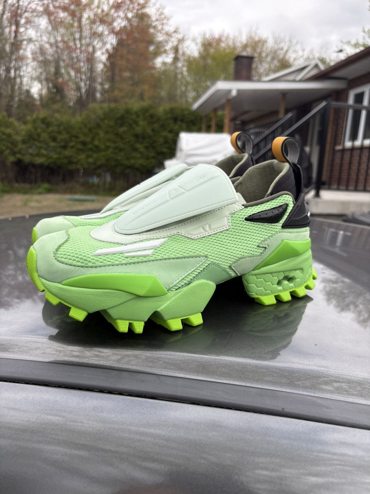 Pyer Moss × Reebok Pyer Moss x Experiment 4 Trail Fury ‘Grass is Greener’ Size US 9.5 / EU 42-43 - 2 Thumbnail