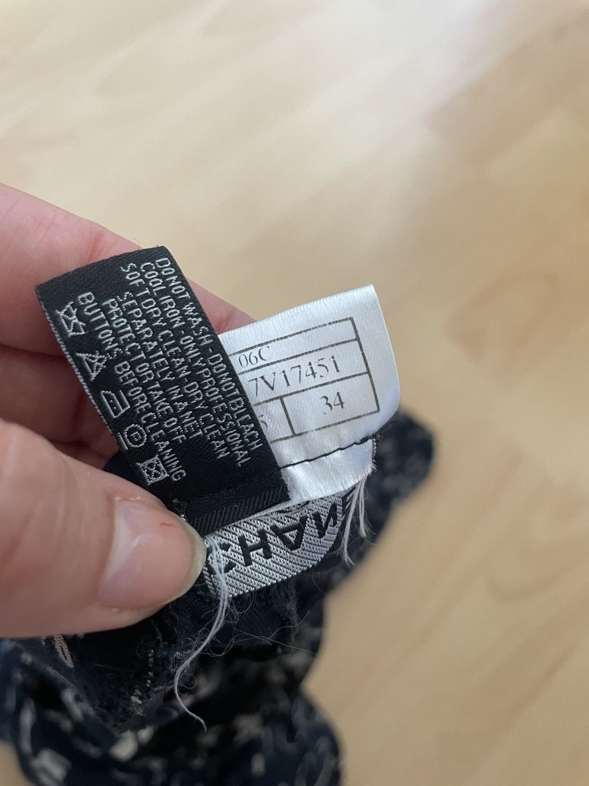 Chanel CHANEL CC MONOGRAM LOGO PANTS Size 25" / US 0 / IT 36 - 9 Thumbnail
