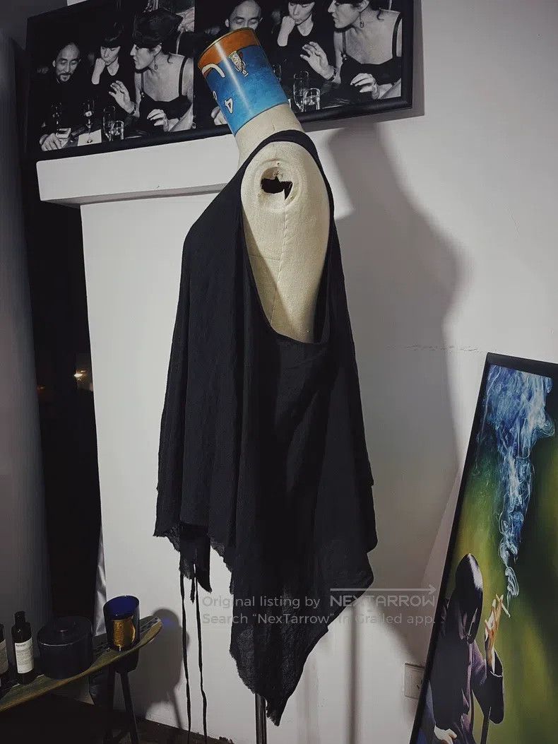 Yohji Yamamoto Yohji Yamamoto Black sleeveless cardigan vest Size XS / US 0-2 / IT 36-38 - 2 Thumbnail