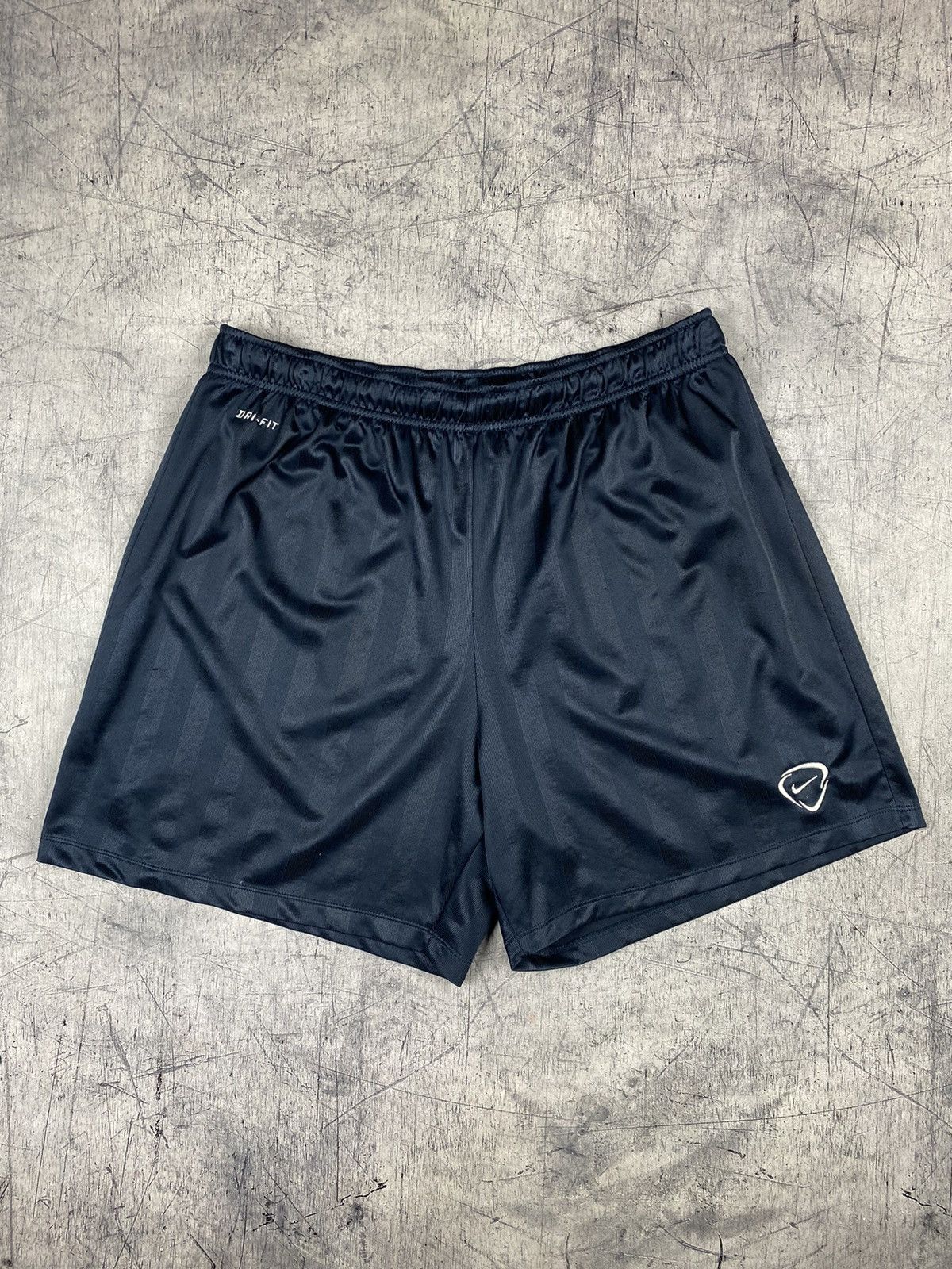 Nike × Vintage Vintage Nike Y2K Dri Fit Drill Shorts Size US 33 - 2 Thumbnail