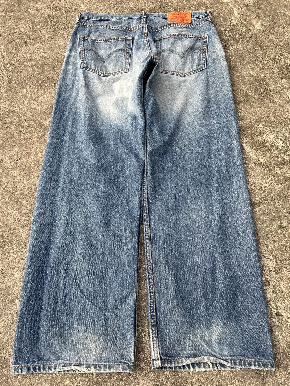 Levi's Vintage Levis 544 Distressed Baggy Jean Size US 32 / EU 48 - 2 Thumbnail