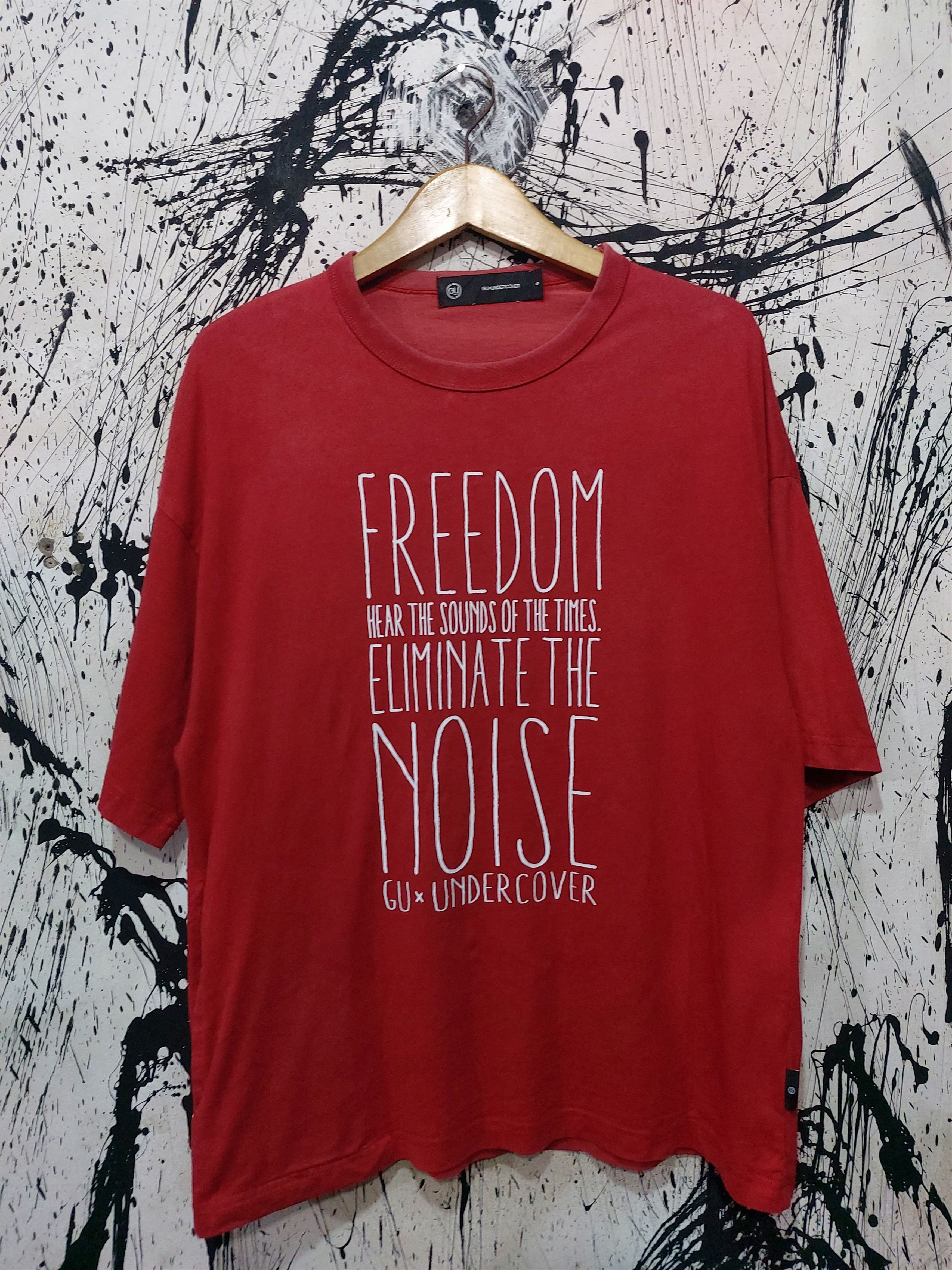 GU × Jun Takahashi × Undercover GU X UNDERCOVER FREEDOM SCRIPT TEE Size US S / EU 44-46 / 1 - 1 Thumbnail