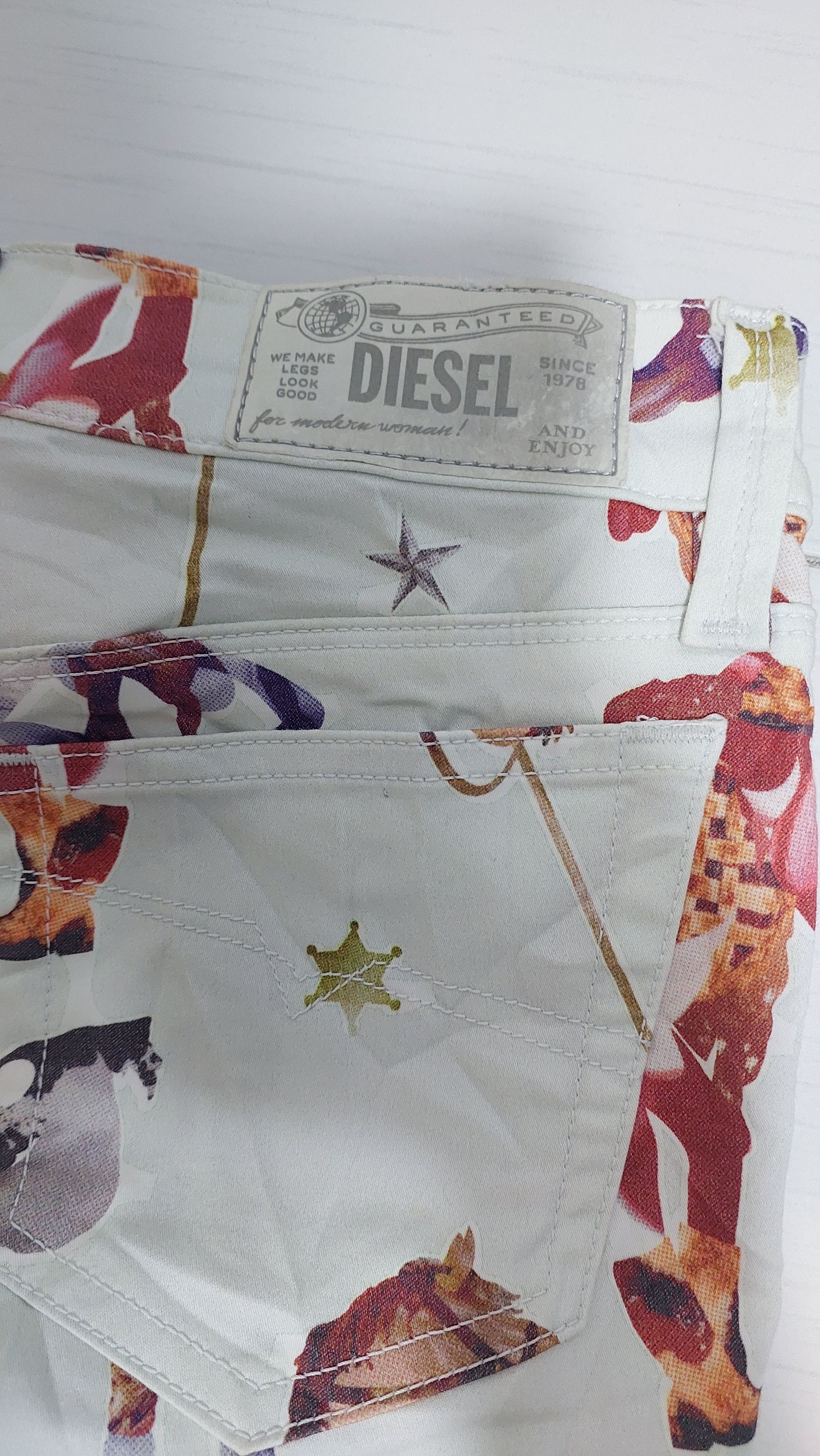 Designer × Diesel DIESEL RIDEE SUPER SLIM STRETCH PANT Size 27" / US 4 / IT 40 - 2 Thumbnail