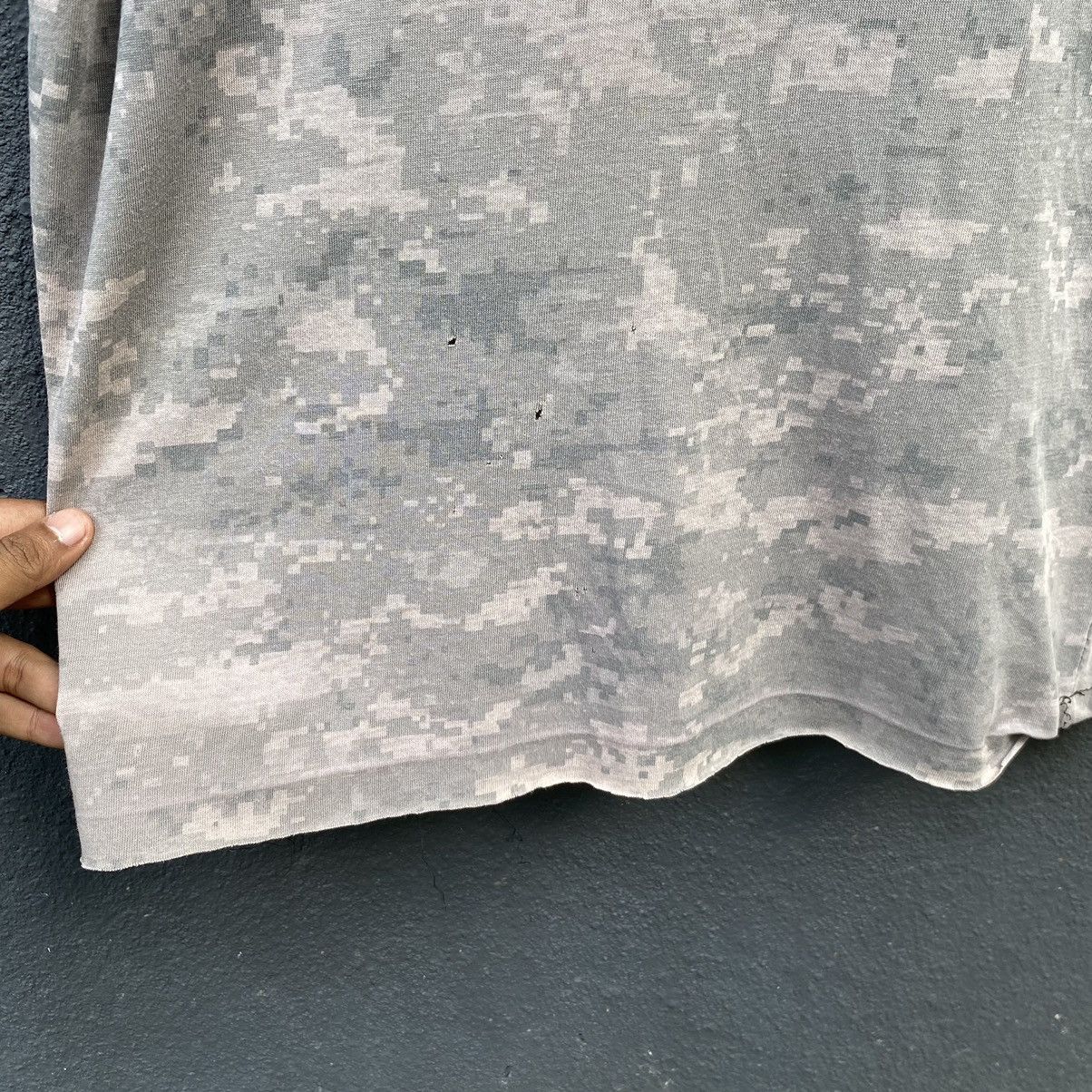 Vintage Thrashed Distressed Vintage Army Digital Camo ERD GRUNGE TEE Size US L / EU 52-54 / 3 - 11 Thumbnail