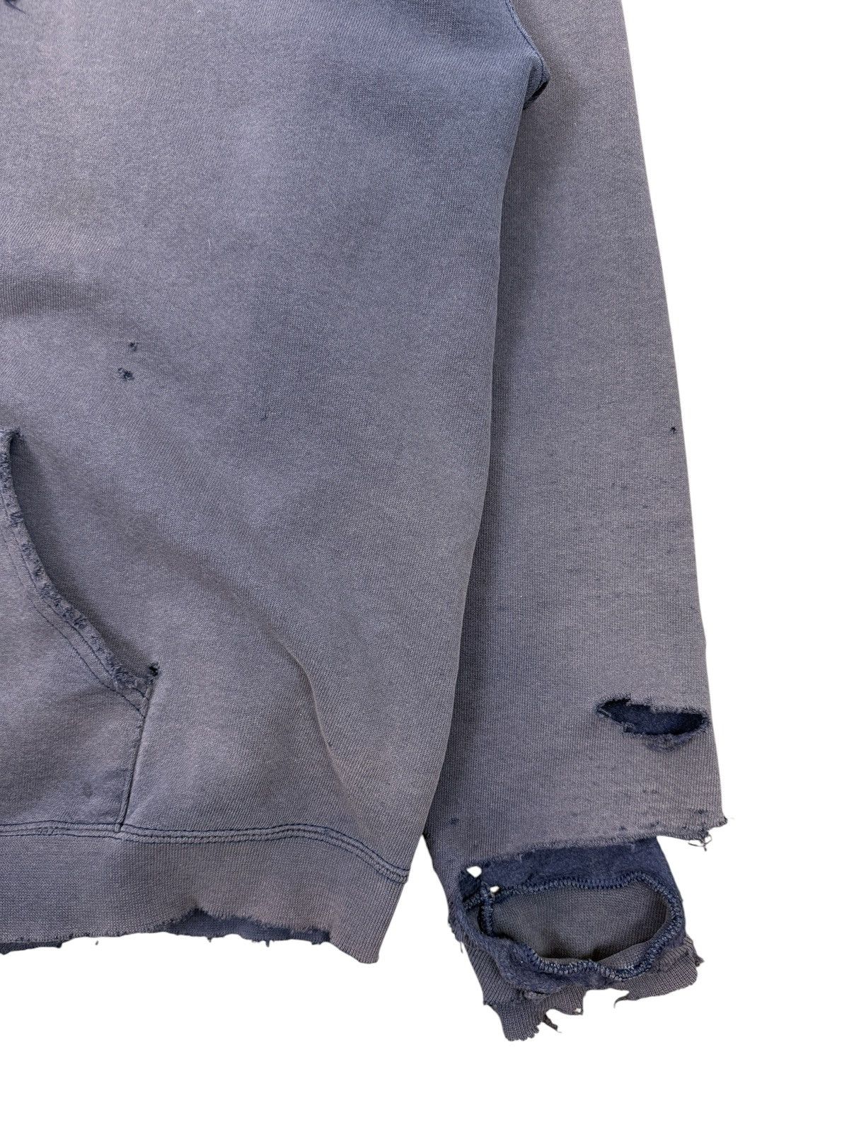 Vintage Vintage Thrashed Faded Distressed Hoodie Size US L / EU 52-54 / 3 - 4 Thumbnail