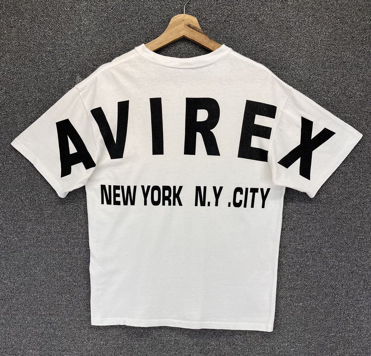 Avirex Avirex New York City Spell Out Back Hit Tees T Shirts Size US M / EU 48-50 / 2 - 1 Thumbnail