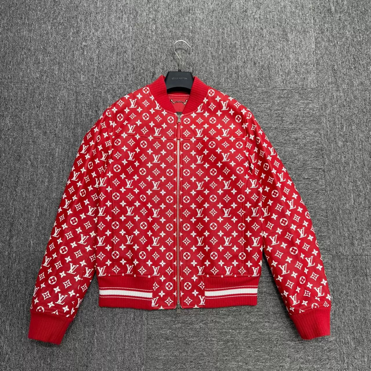 Louis Vuitton Louis Vuitton x Supreme Monogram Sheepskin Jacket Size US S / EU 44-46 / 1 - 1 Thumbnail