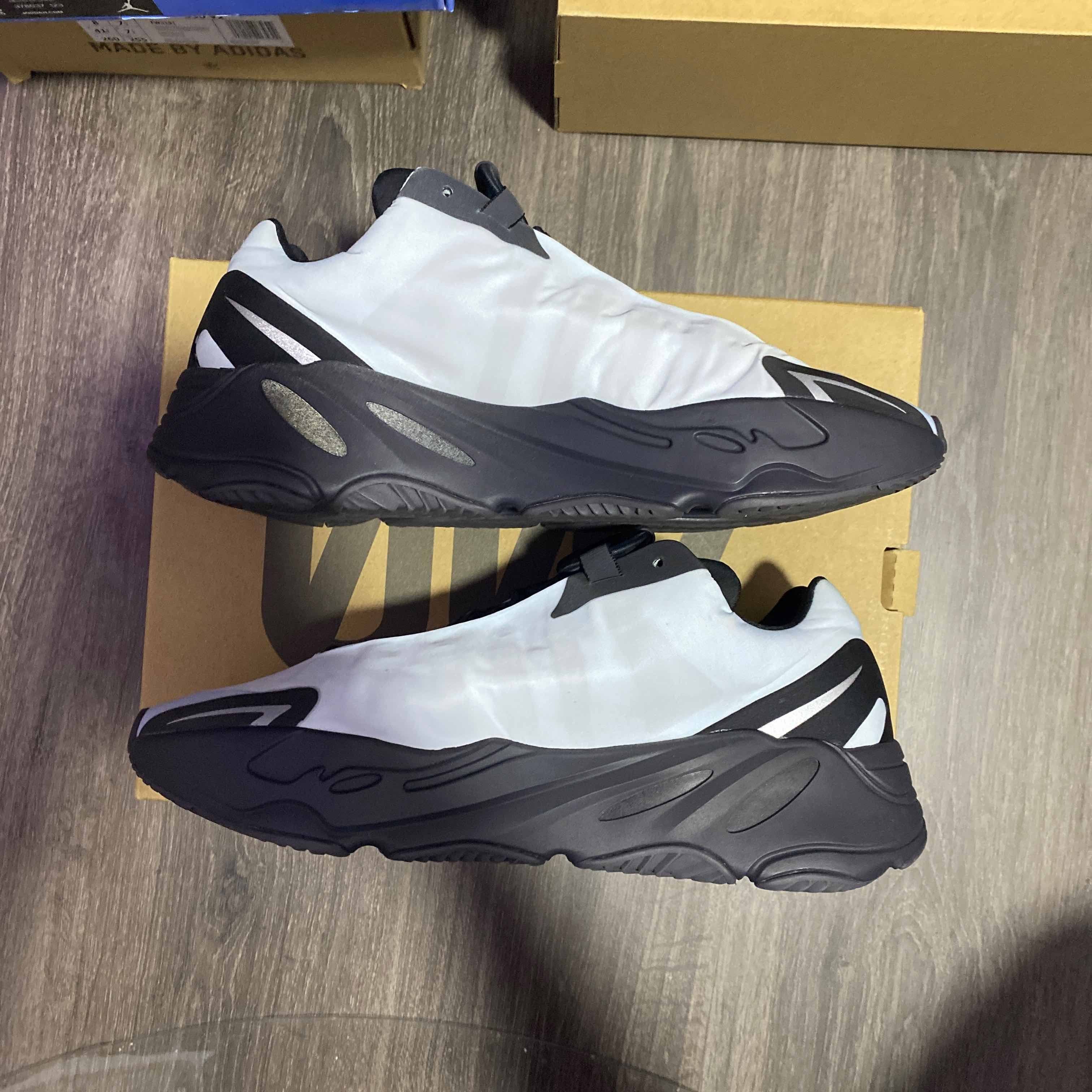 Yeezy Boost 700 MNVN Blue Tint