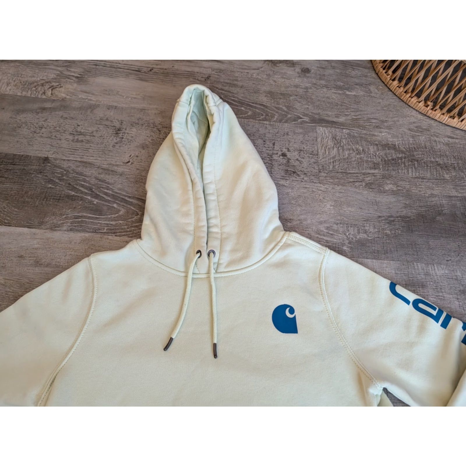 Carhartt VINTAGE? No, not vintage. Carhartt Midweight Hoodie Women's Small Light Green Fleece Relaxed Fit 102791 Size S / US 4 / IT 40 - 2 Thumbnail