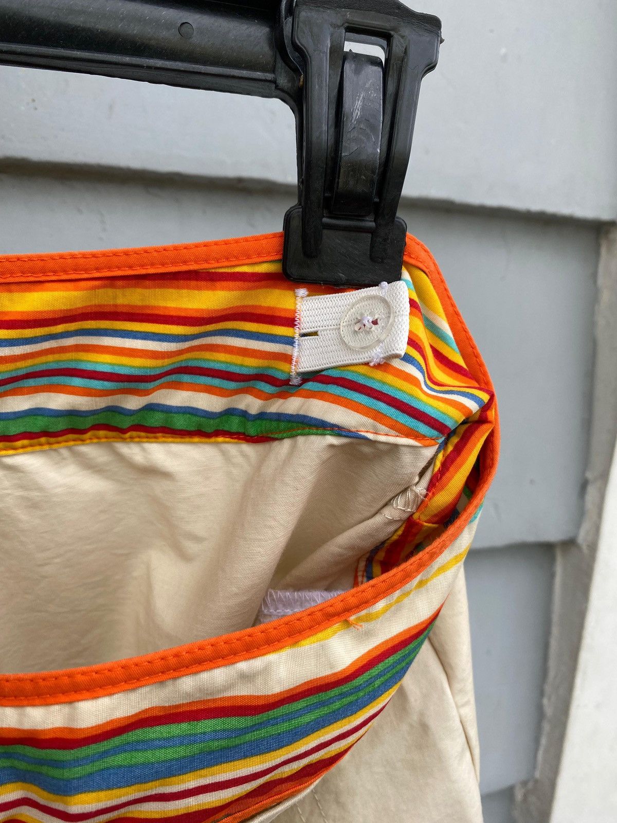 Nike Nike Capri Pants Style Khaki Beige Rainbow Waist Style Sport Size 32" / US 10 / IT 46 - 10 Thumbnail
