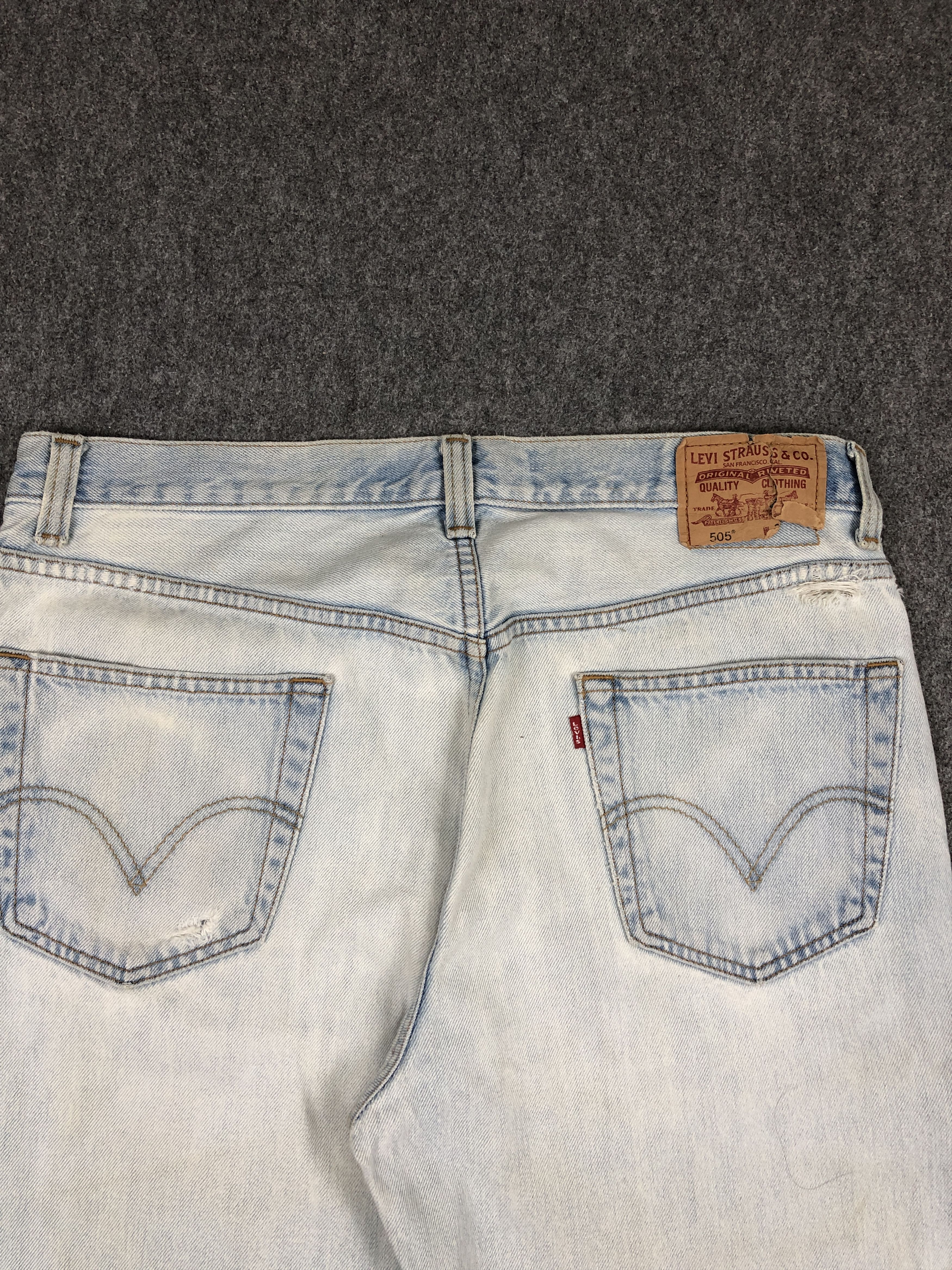 Levi's Light Washed Vintage Levis 505 Jeans DP2366 Size US 35 - 4 Thumbnail