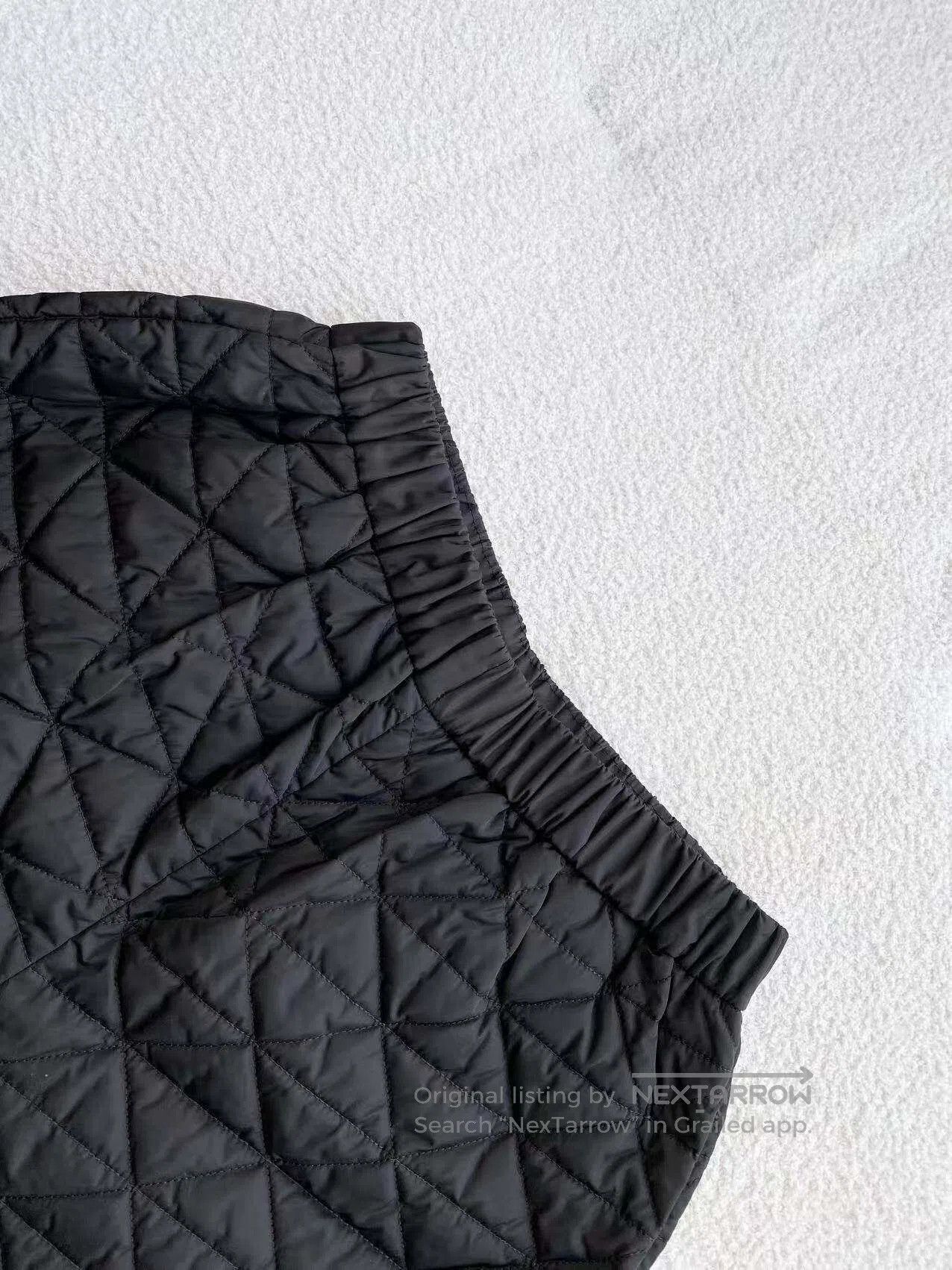 Prada Prada Triangle label shorts| Size 26" / US 2 / IT 38 - 4 Thumbnail