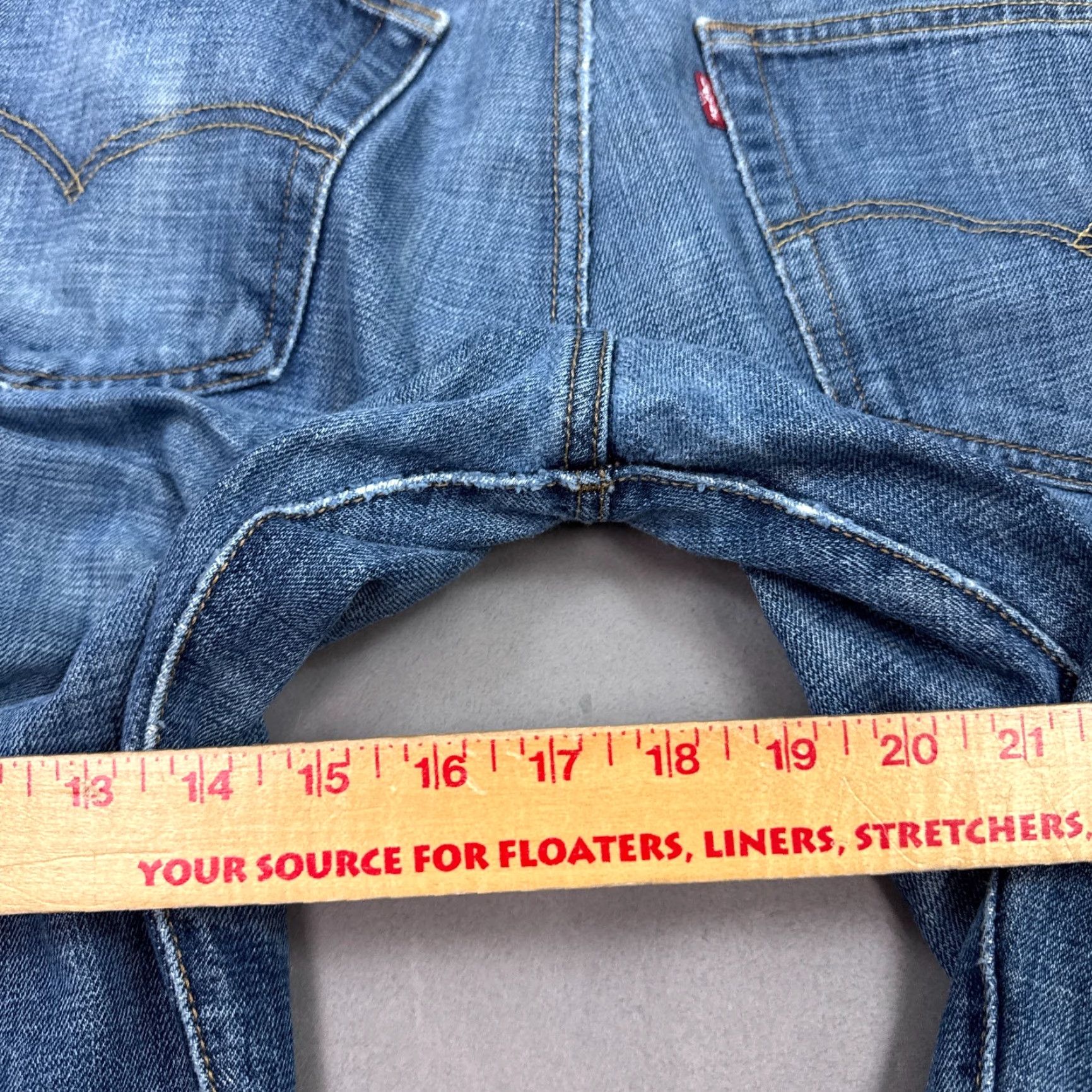 Levi's VINTAGE Levis 501 Jeans Men Blue Button Fly Denim Pants Thrashed Faded Washed Out 501 Series Regular 38x30 Mens Jeans Size US 38 / EU 54 - 7 Thumbnail