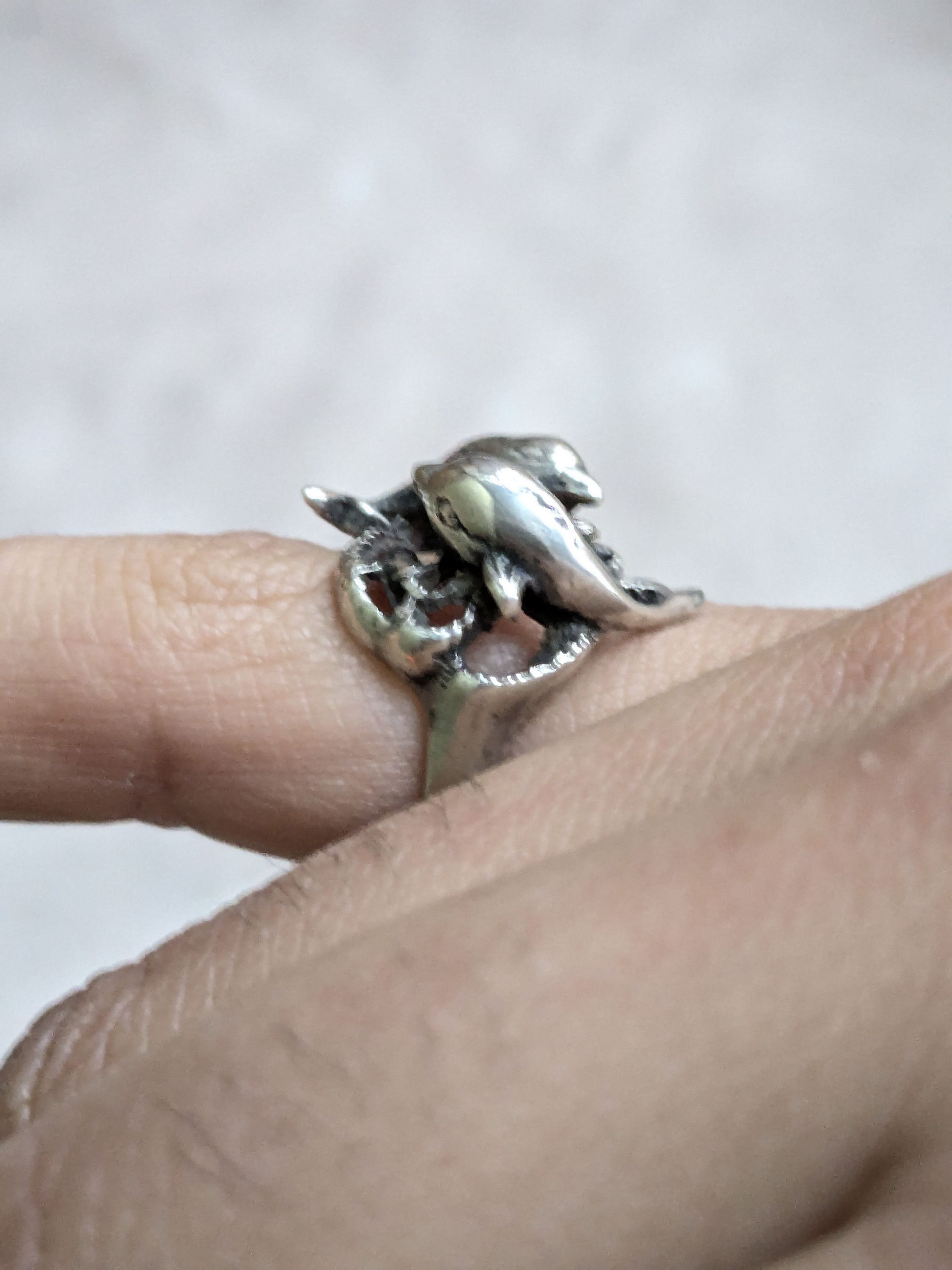 Sterling Silver Vintage Sterling Silver Ring Dolphin 5.75 Animal Size ONE SIZE - 11 Thumbnail