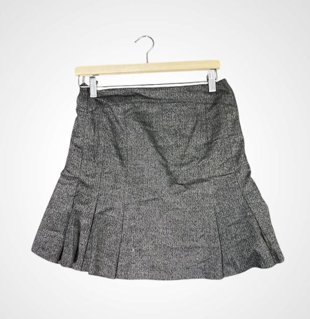 Burberry Vintage Burberry Blue Label Mini Skirt Size 30" / US 8 / IT 44 - 2 Thumbnail
