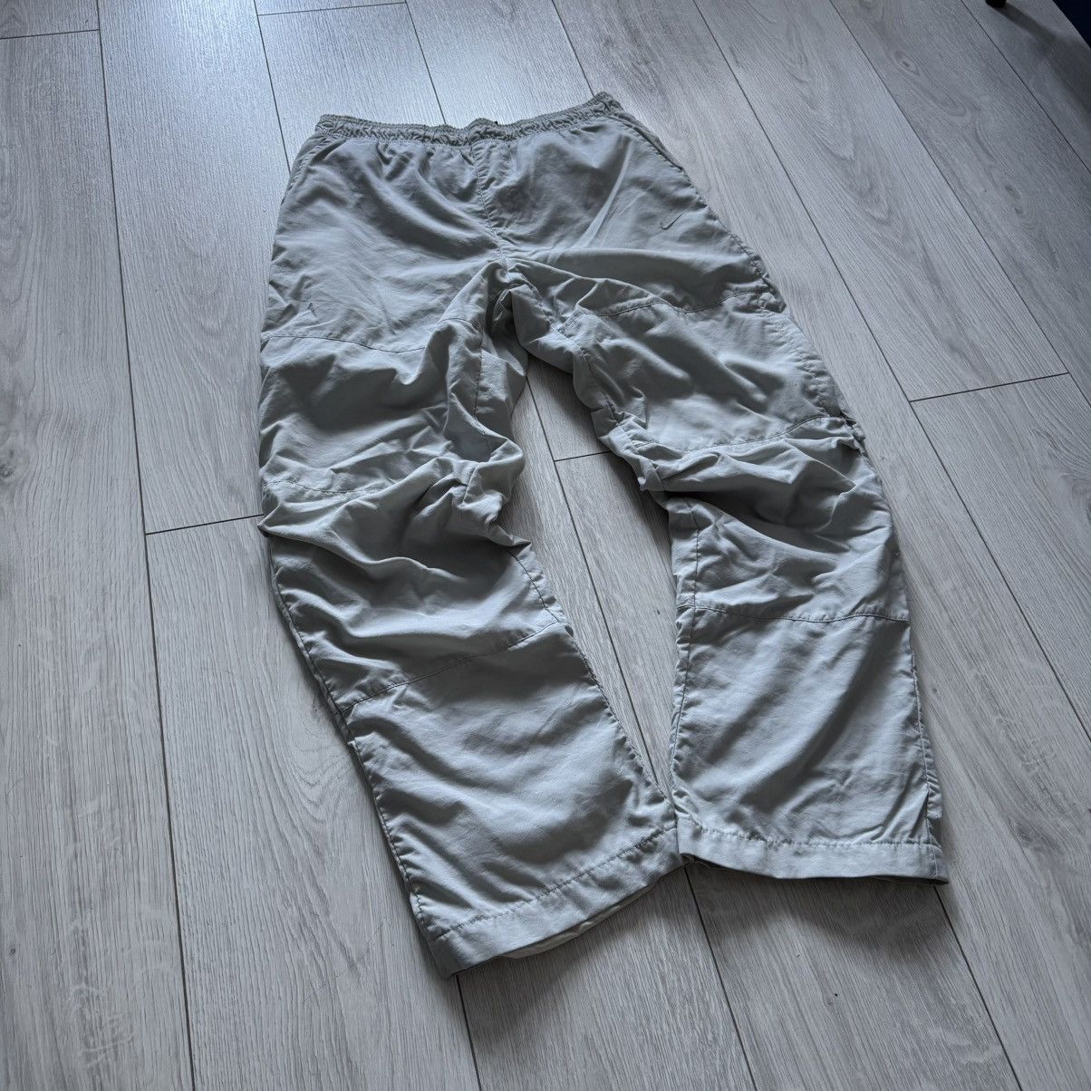 Nike Vintage nike track pants y2k gorpcore sweatpants parachute Size US 32 / EU 48 - 1 Thumbnail