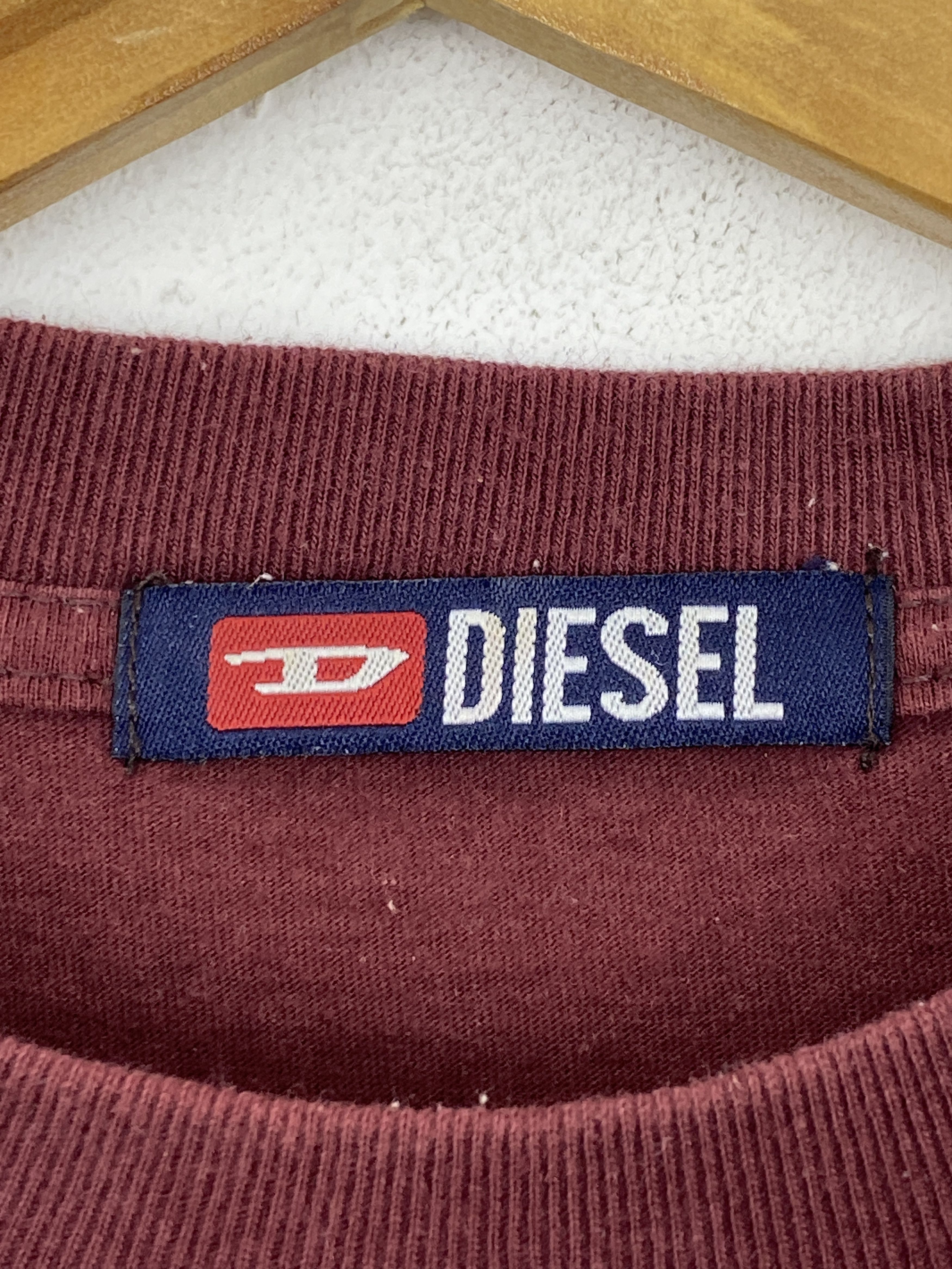 Designer × Diesel × Vintage Vintage Diesel Graphic Short Sleeve Tee Shirt TA0519 Size US L / EU 52-54 / 3 - 5 Thumbnail