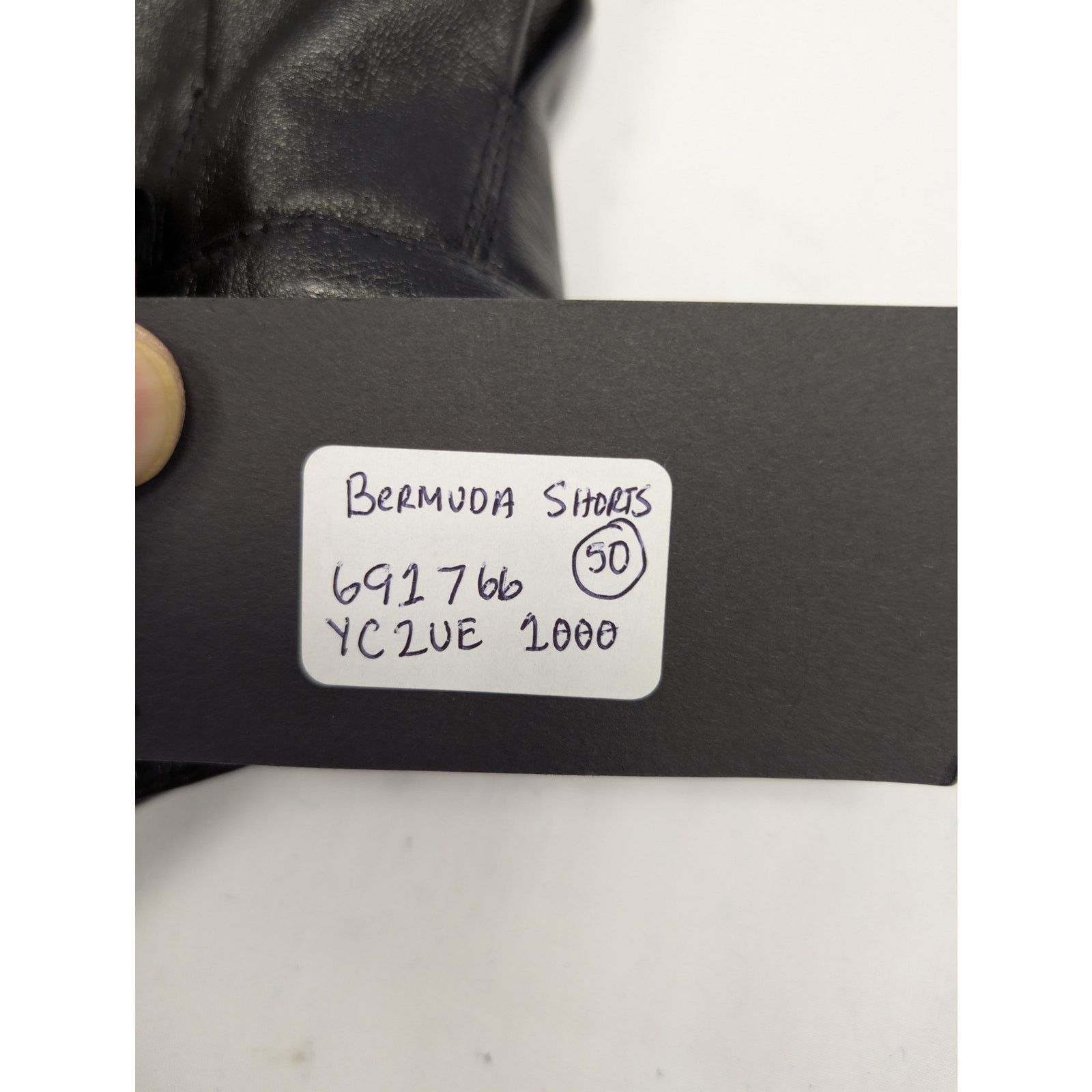 Saint Laurent Paris o1rshd1 Leather Bermuda Shorts in Black Size US 34 / EU 50 - 19 Thumbnail