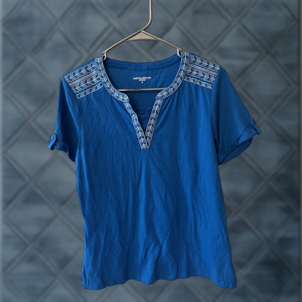 Vintage Laura Scott Womens Size Small Blue T Shirt Cotton Short Sleeve Tee V-Neck Pullover Basic Casual Shirt Womens Size S / US 4 / IT 40 - 1 Thumbnail