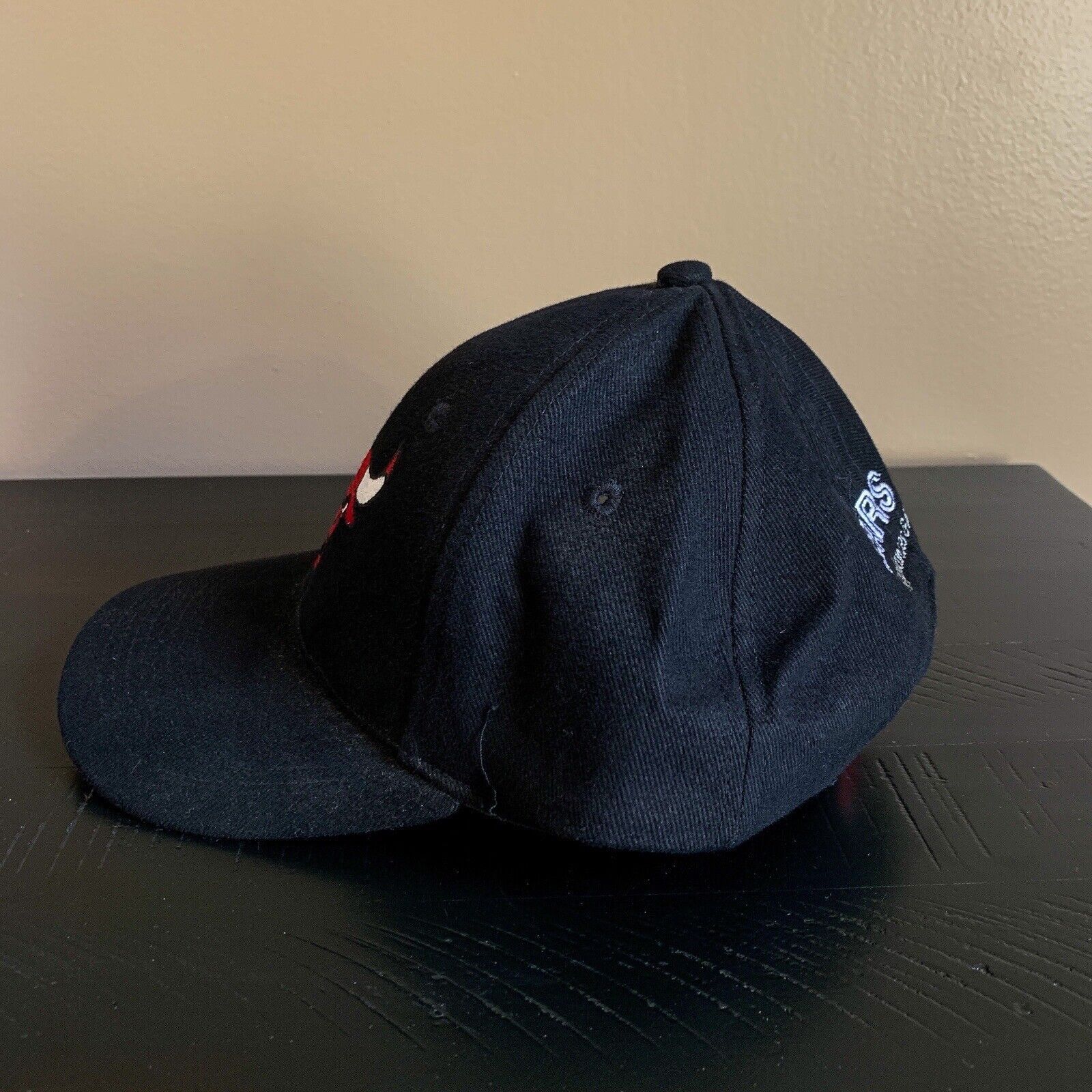 NBA Chicago Bulls NBA Basketball Kick 10 Pro Gear Sears Hat Size ONE SIZE - 4 Thumbnail