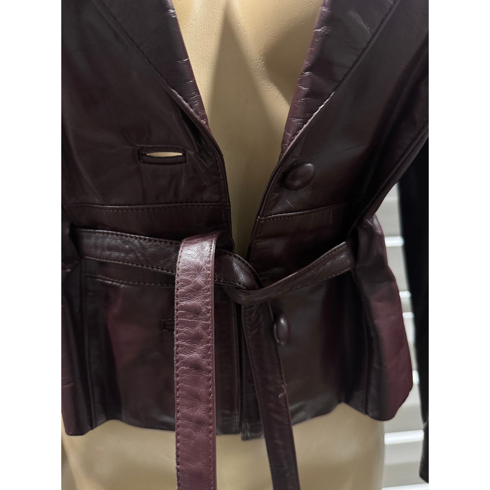 Vintage Burgundy leather blazer Size M / US 6-8 / IT 42-44 - 5 Thumbnail