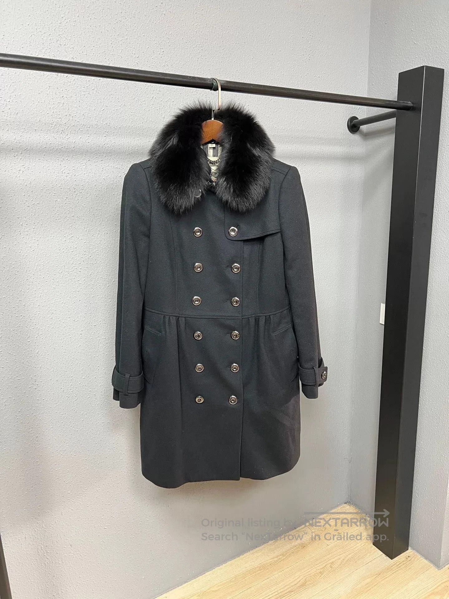 Burberry Burberry Check Fur Collar Coat. Size L / US 10 / IT 46 - 1 Thumbnail