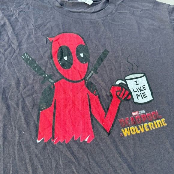 Marvel Comics NEW MARVEL DEADPOOL & WOLVERINE I LIKE ME COFFEE SKETCH T-SH Size US L / EU 52-54 / 3 - 3 Thumbnail