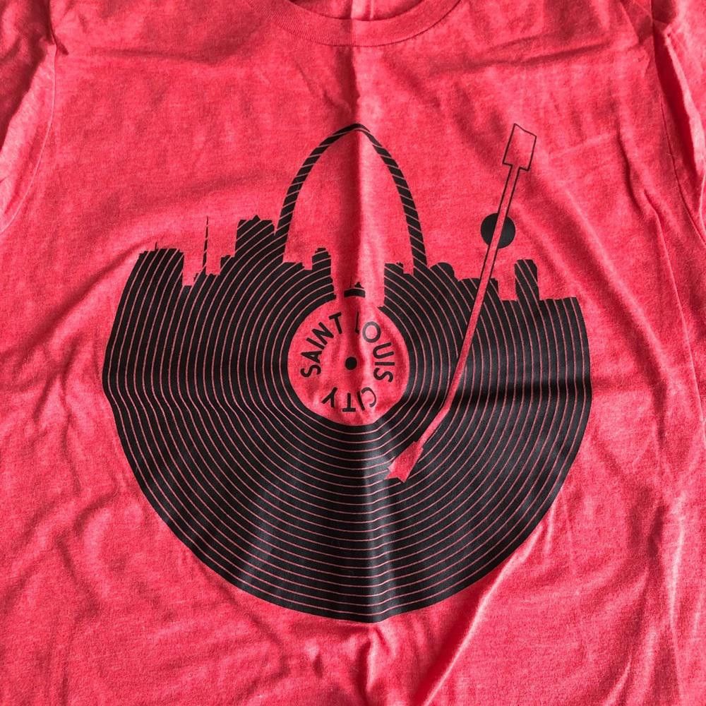 Designer Red Record STL St Louis Short Sleeve Shirt Size US S / EU 44-46 / 1 - 2 Thumbnail