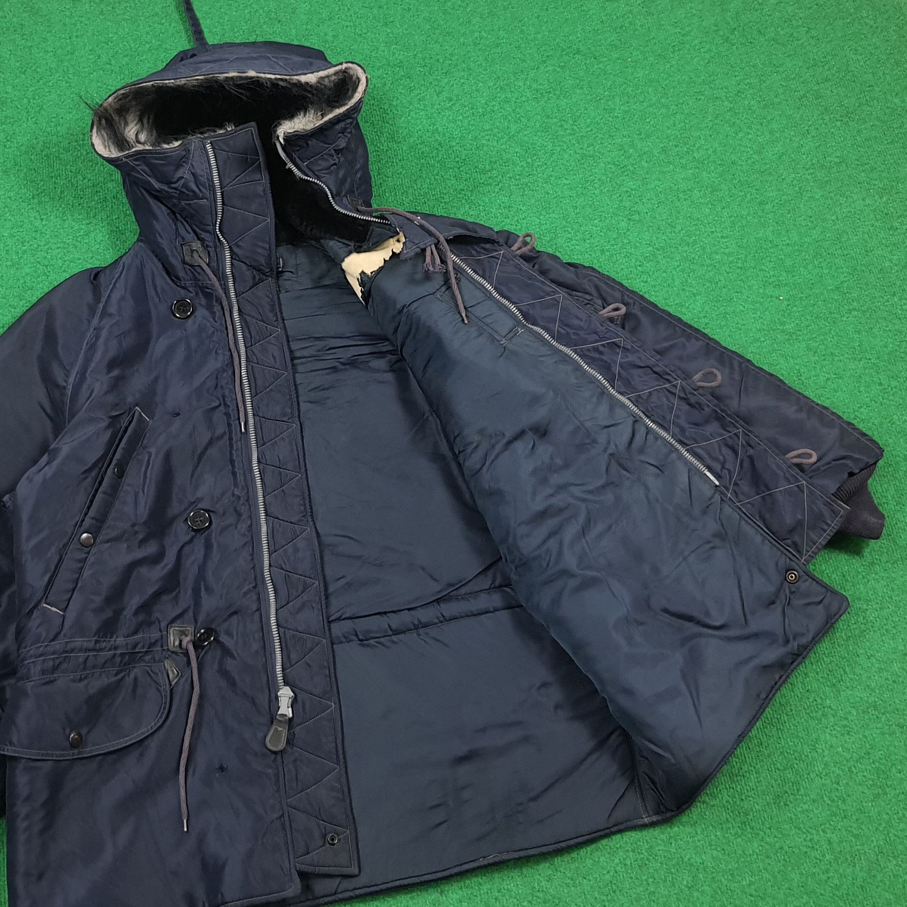 Vintage Vintage Buzz Rickson US Air Force Heavy Jacket C303N11 Size US M / EU 48-50 / 2 - 6 Thumbnail