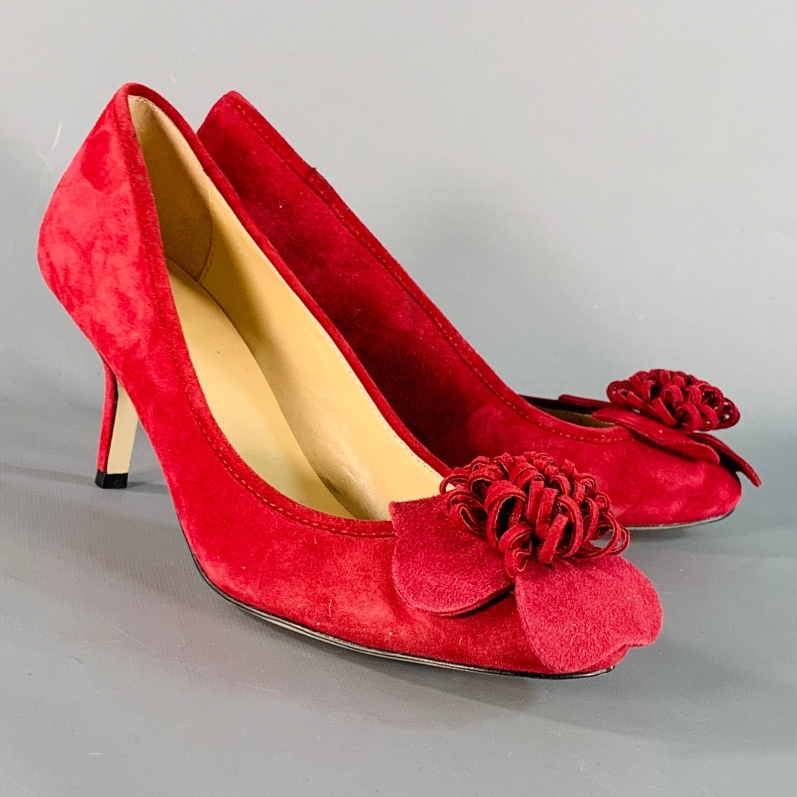 Kate Spade Size 7.5 Burgundy Suede Floral Applique Kitten Heel Pumps Size US 7.5 / IT 37.5 - 1 Thumbnail